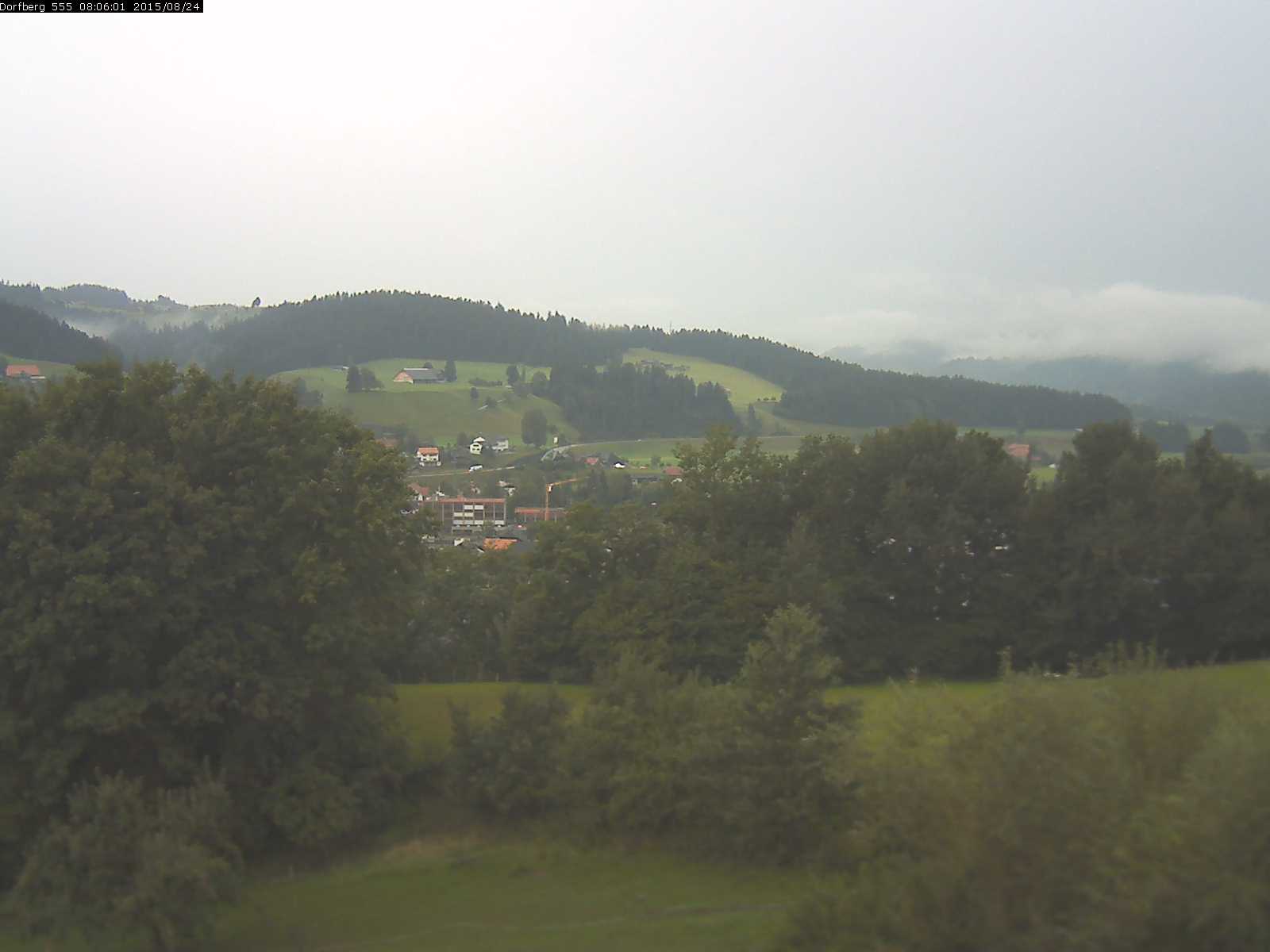 Webcam-Bild: Aussicht vom Dorfberg in Langnau 20150824-080601