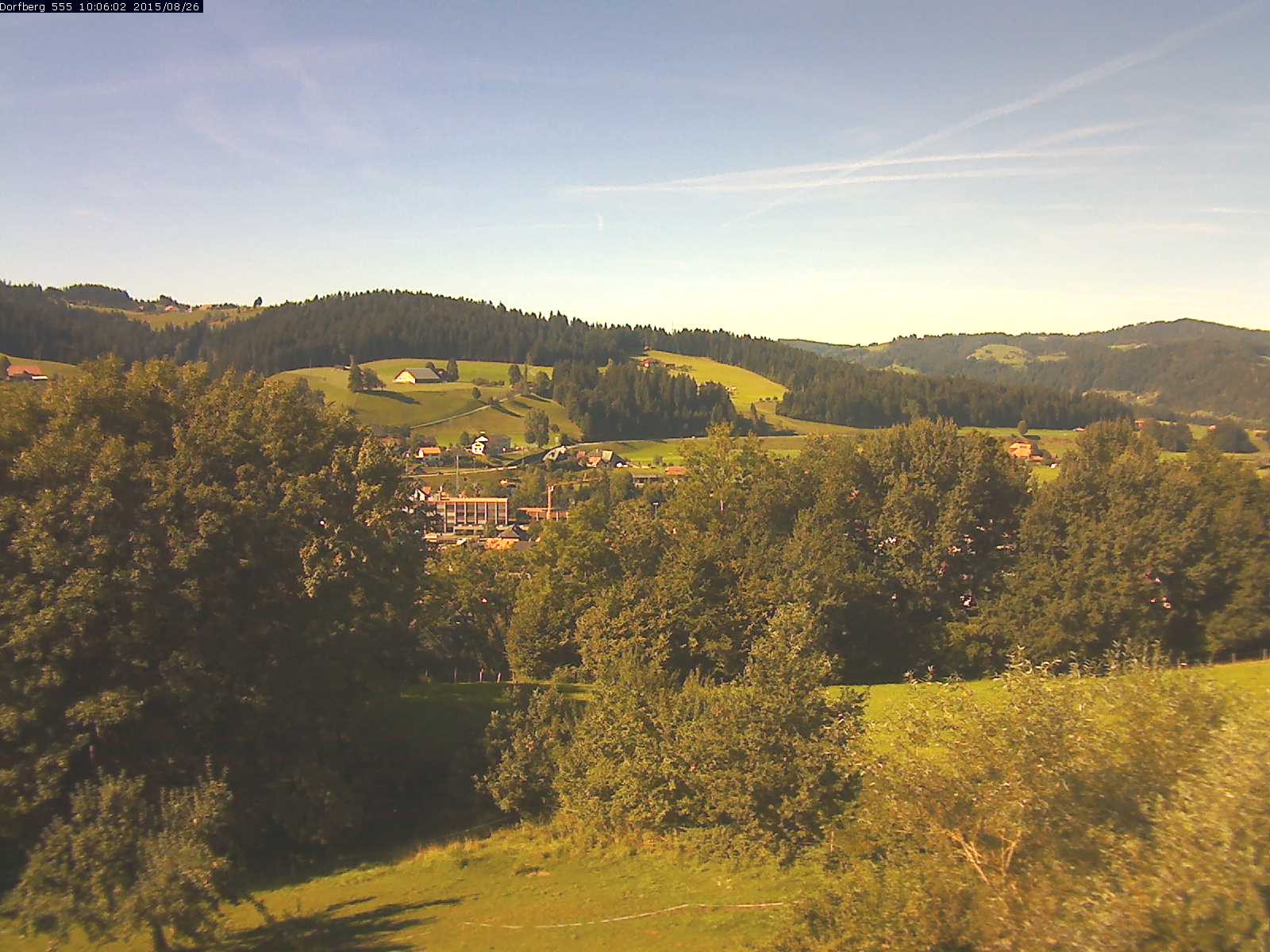 Webcam-Bild: Aussicht vom Dorfberg in Langnau 20150826-100601