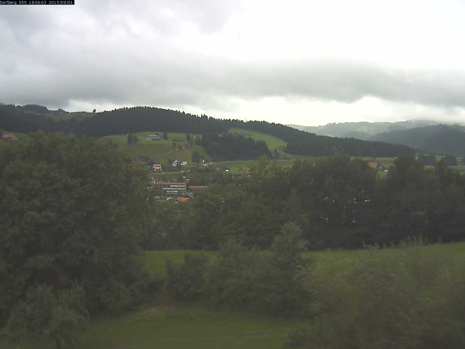 Webcam-Bild: Aussicht vom Dorfberg in Langnau 20150901-180602