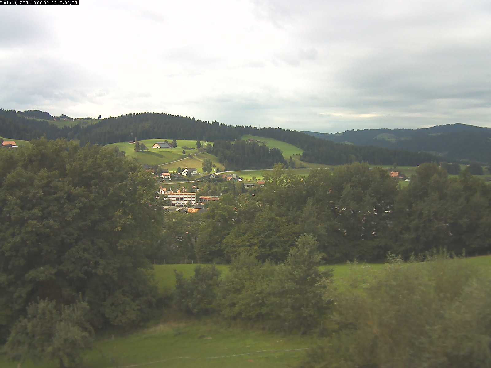 Webcam-Bild: Aussicht vom Dorfberg in Langnau 20150905-100601