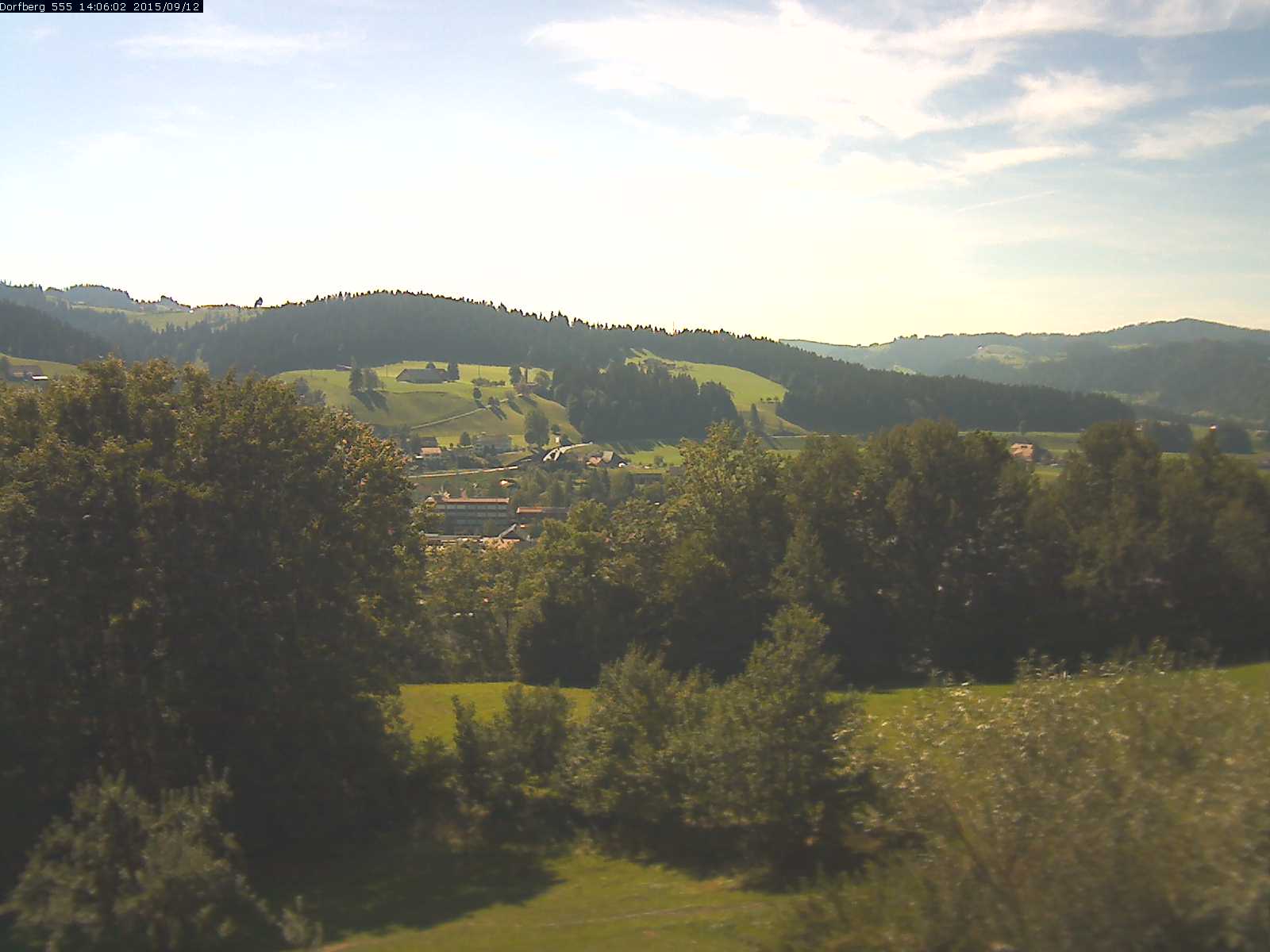 Webcam-Bild: Aussicht vom Dorfberg in Langnau 20150912-140601