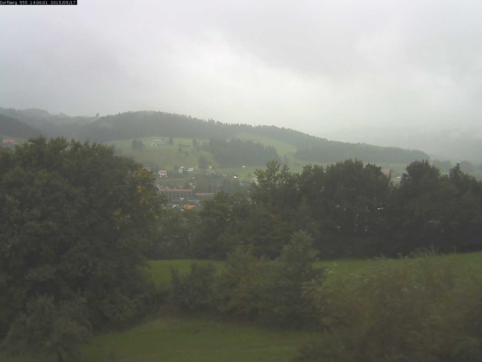 Webcam-Bild: Aussicht vom Dorfberg in Langnau 20150917-140601