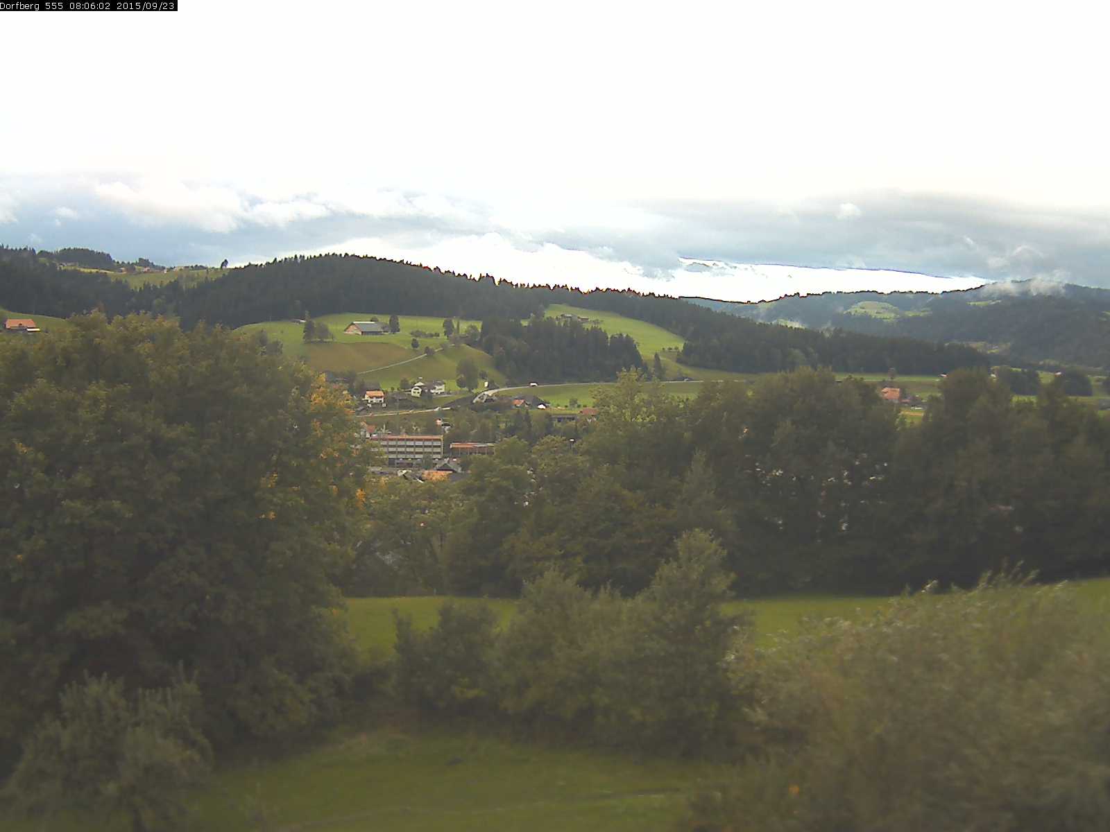 Webcam-Bild: Aussicht vom Dorfberg in Langnau 20150923-080602