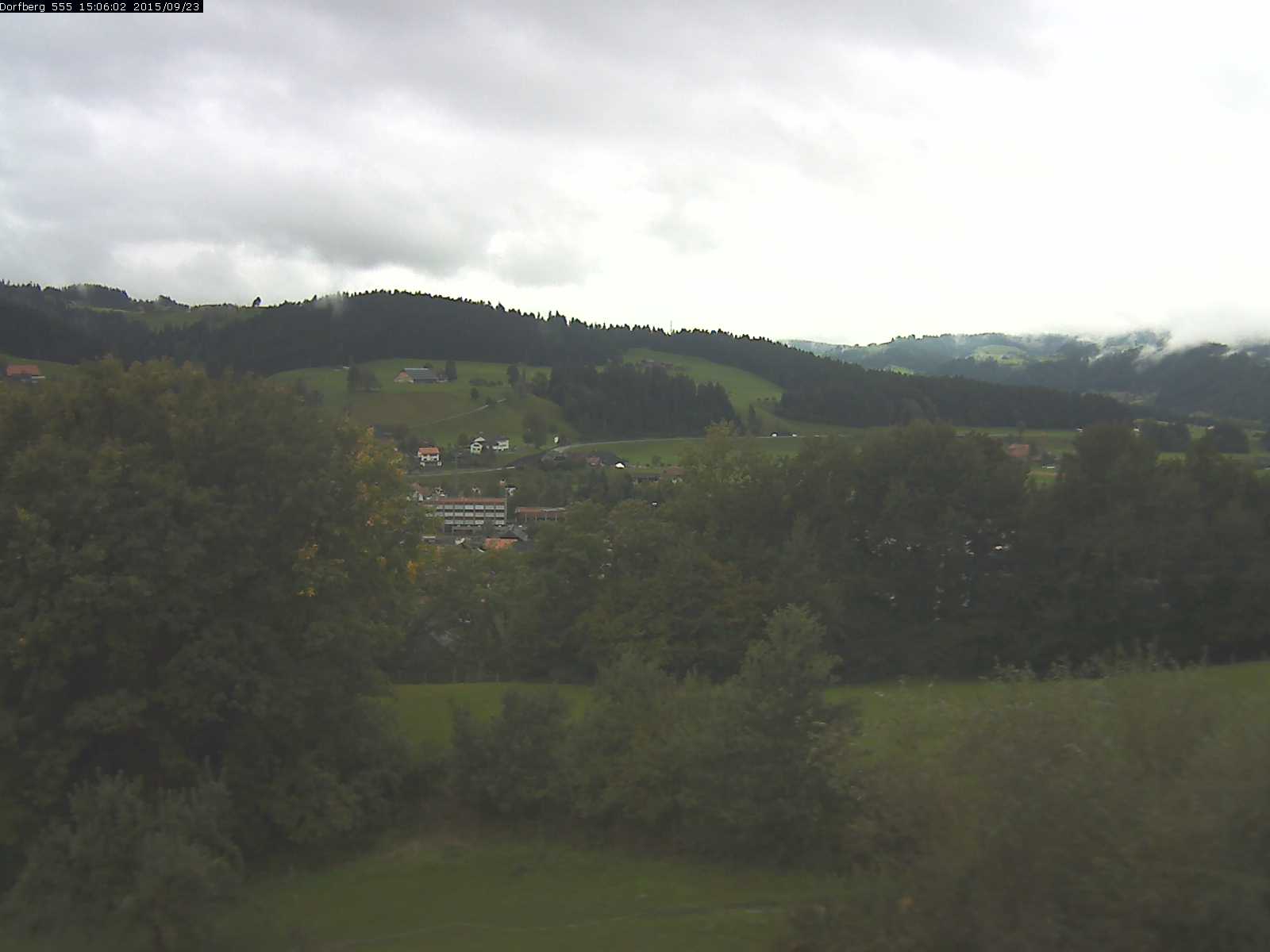 Webcam-Bild: Aussicht vom Dorfberg in Langnau 20150923-150601
