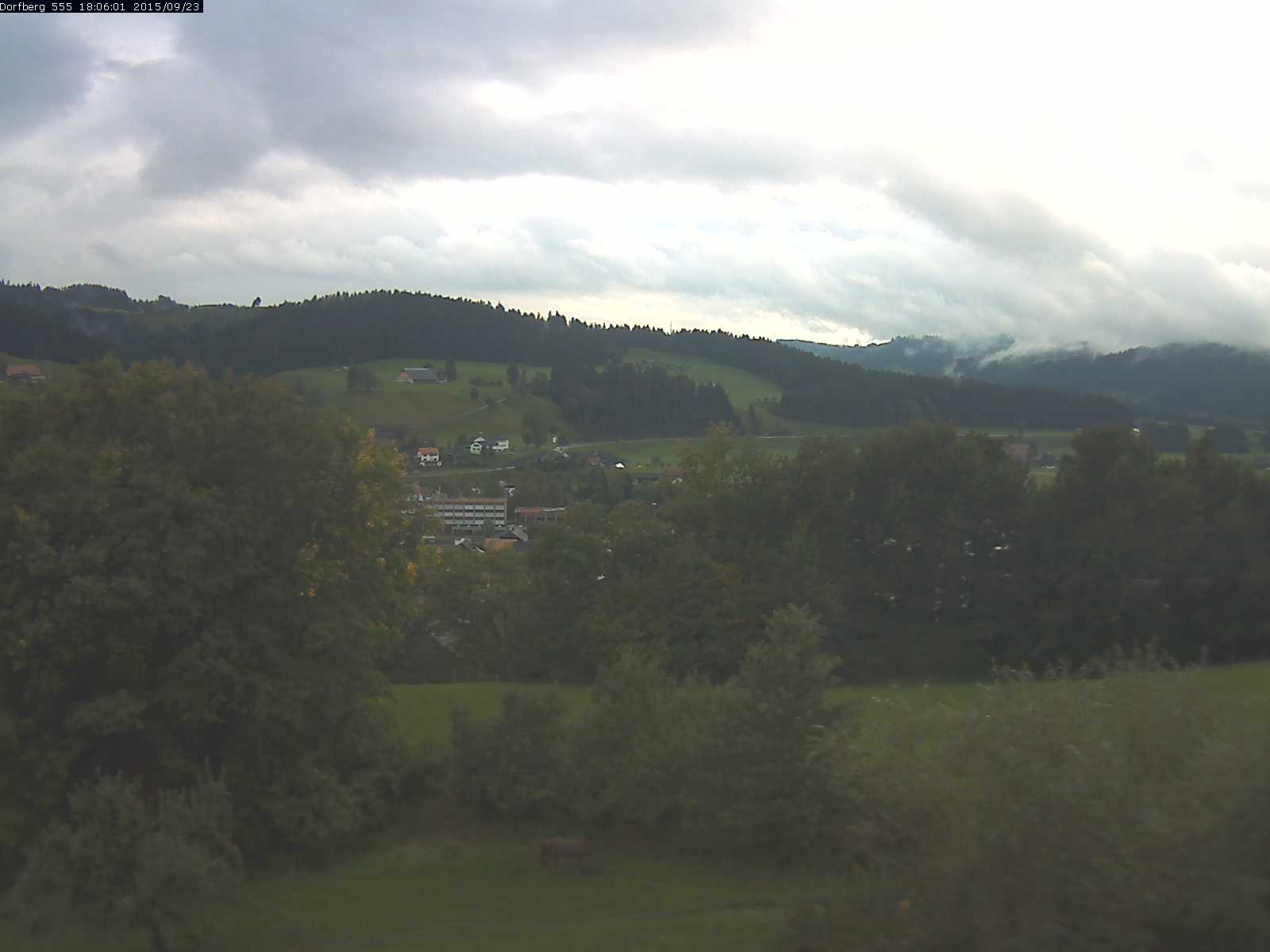 Webcam-Bild: Aussicht vom Dorfberg in Langnau 20150923-180601