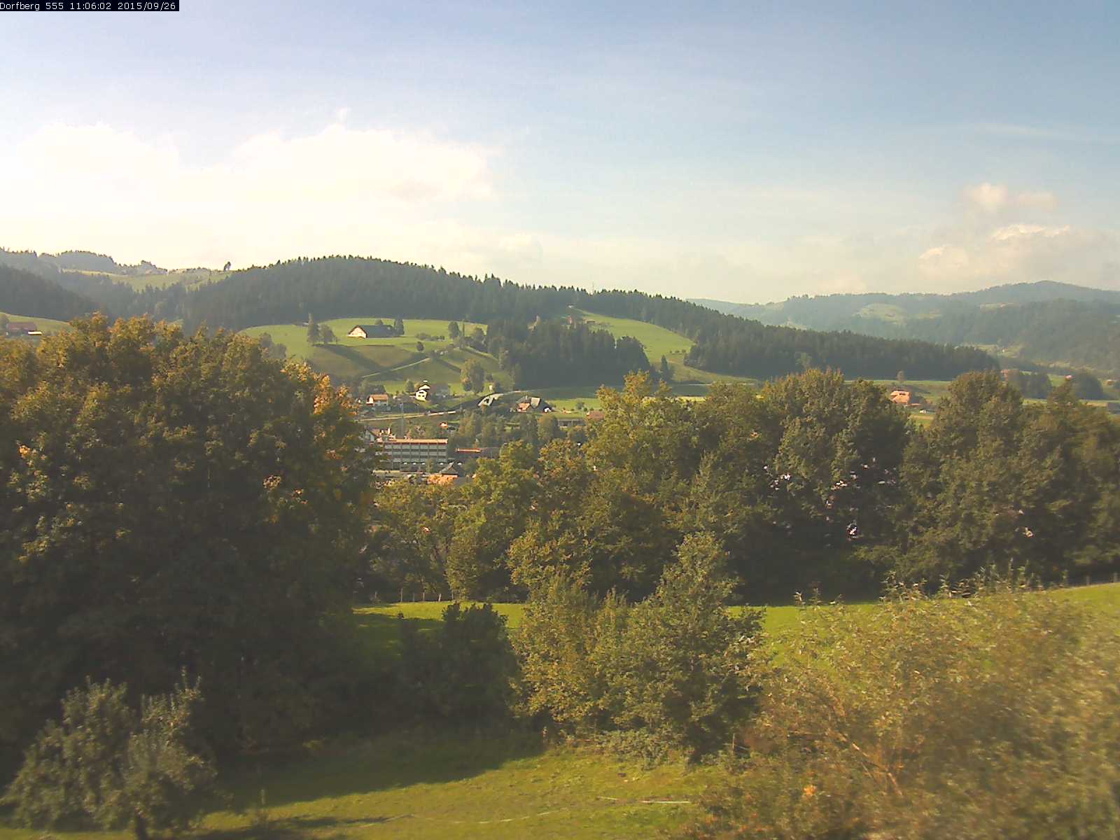 Webcam-Bild: Aussicht vom Dorfberg in Langnau 20150926-110601