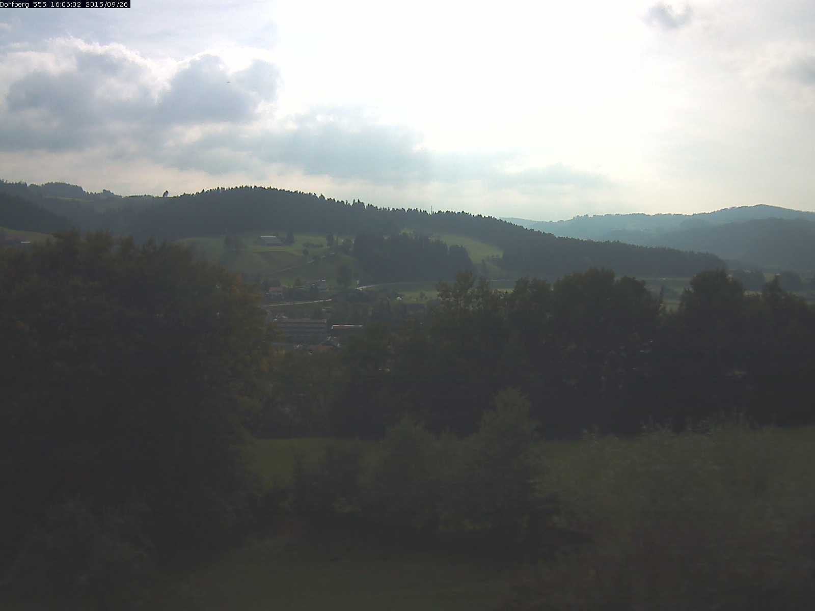 Webcam-Bild: Aussicht vom Dorfberg in Langnau 20150926-160601