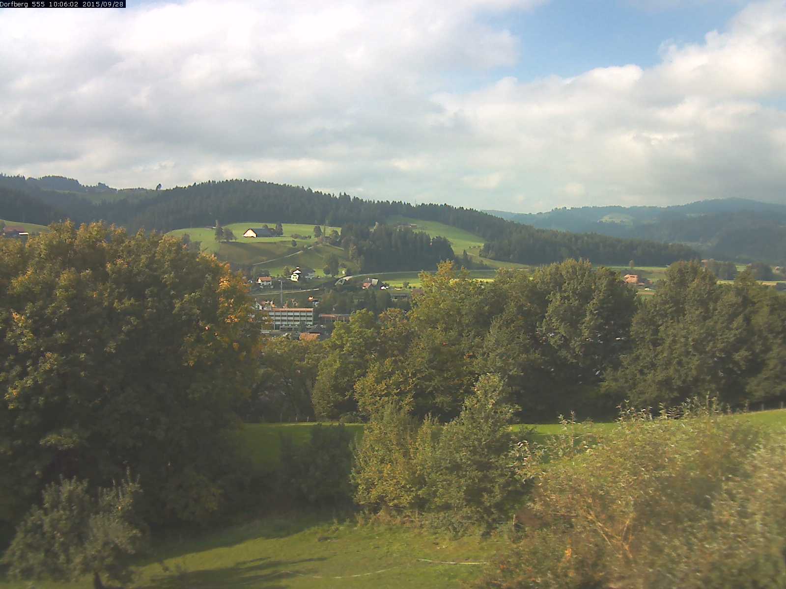 Webcam-Bild: Aussicht vom Dorfberg in Langnau 20150928-100601