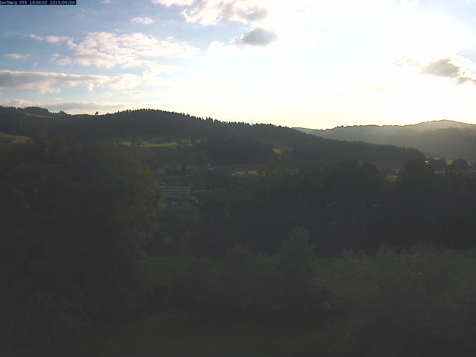 Webcam-Bild: Aussicht vom Dorfberg in Langnau 20150928-180601