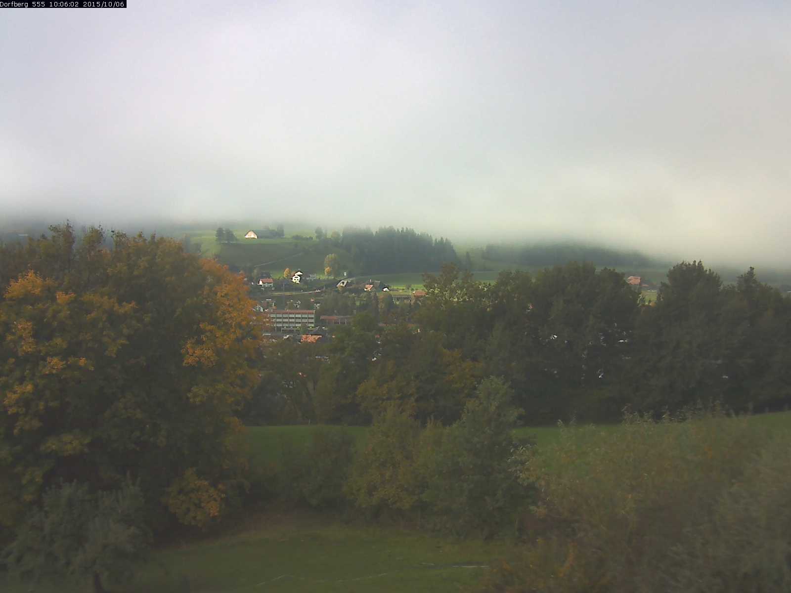 Webcam-Bild: Aussicht vom Dorfberg in Langnau 20151006-100601