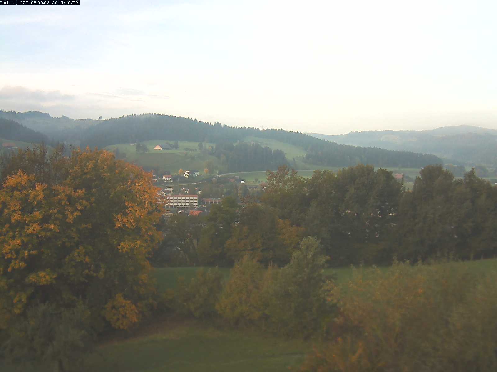 Webcam-Bild: Aussicht vom Dorfberg in Langnau 20151009-080601