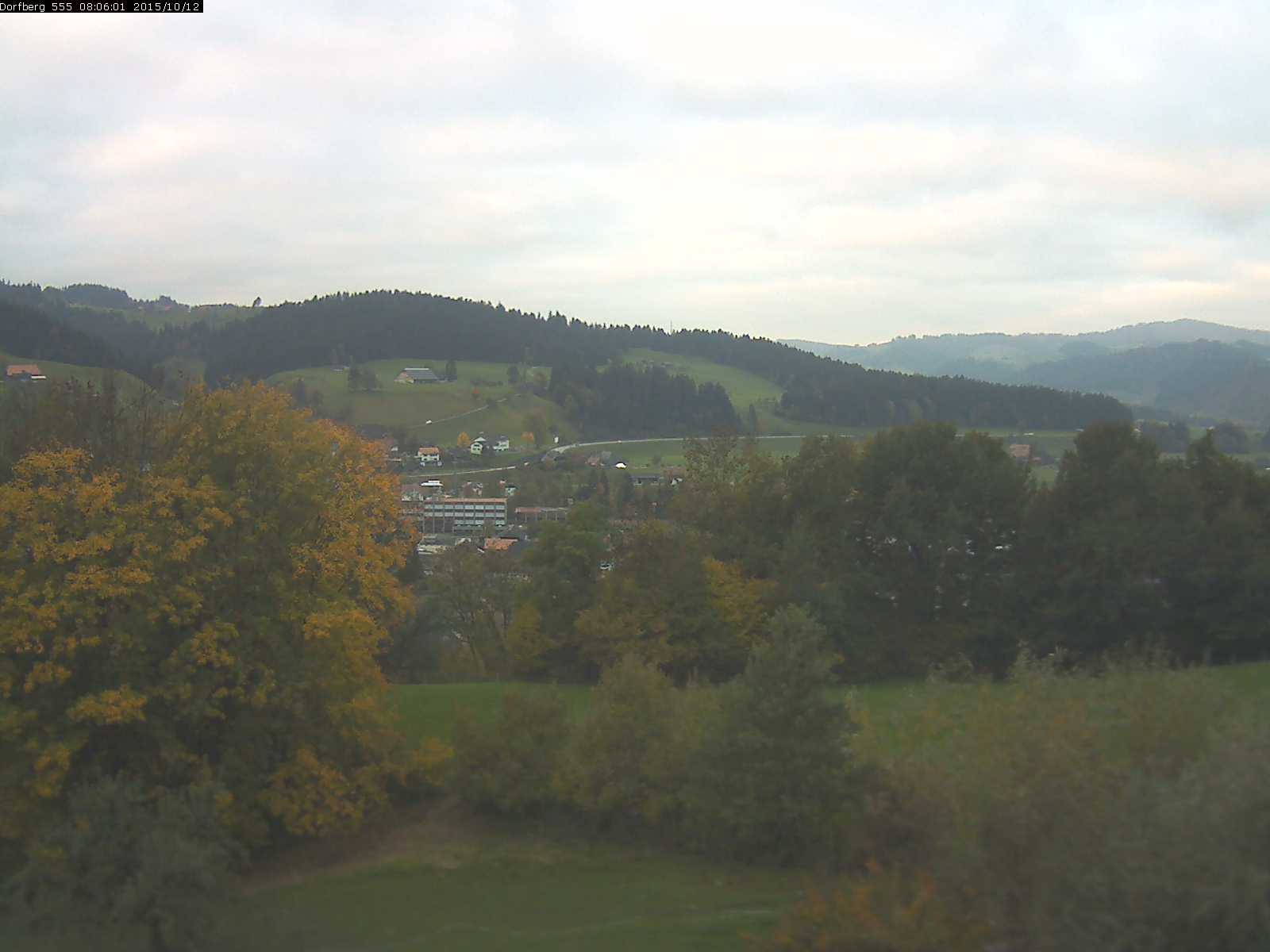 Webcam-Bild: Aussicht vom Dorfberg in Langnau 20151012-080601