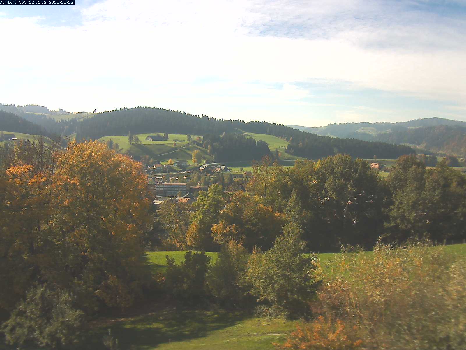 Webcam-Bild: Aussicht vom Dorfberg in Langnau 20151012-120601