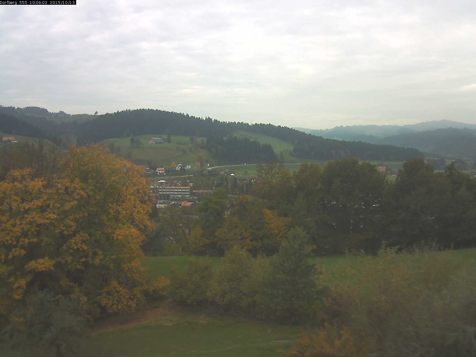 Webcam-Bild: Aussicht vom Dorfberg in Langnau 20151013-100601
