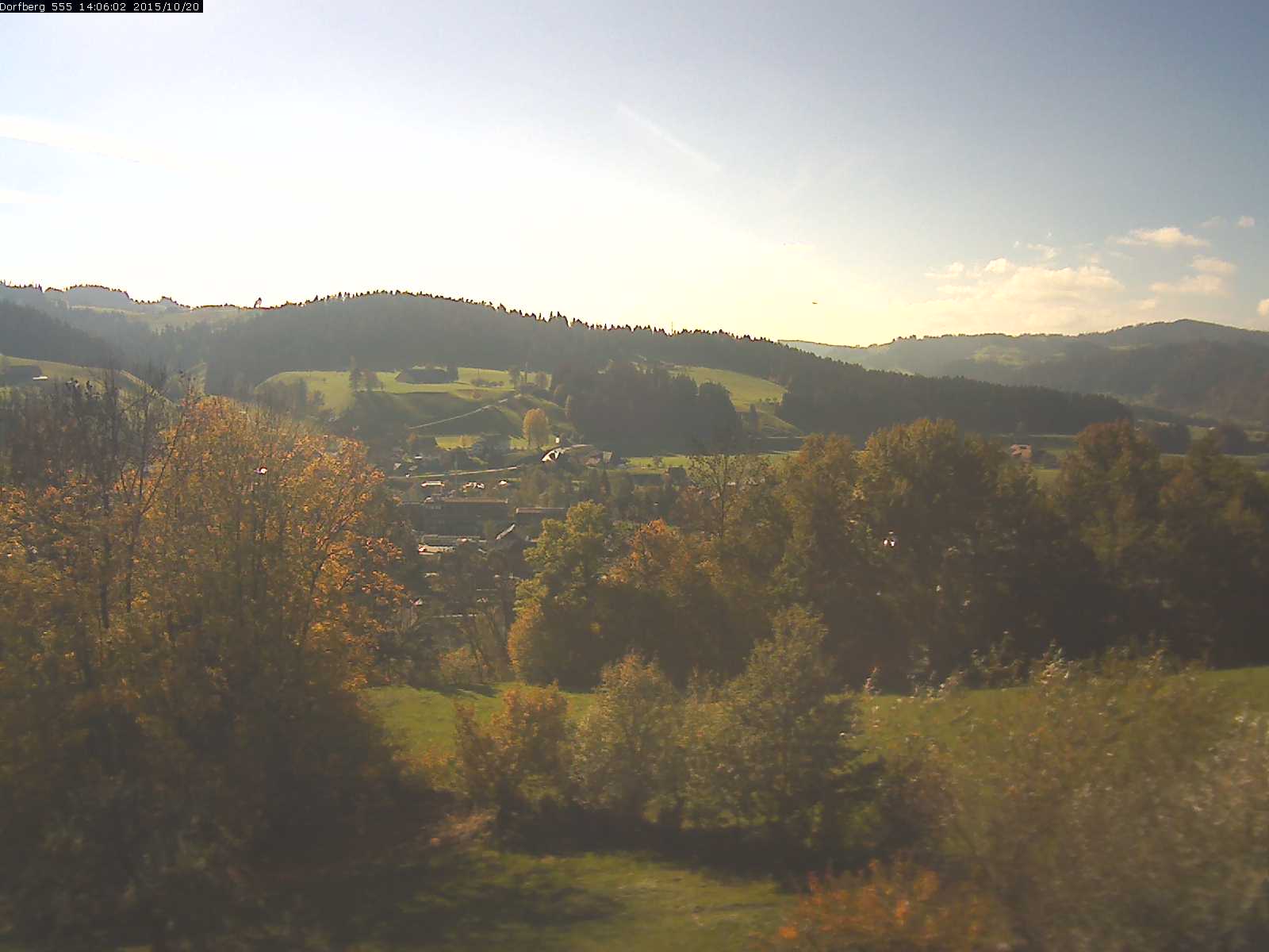 Webcam-Bild: Aussicht vom Dorfberg in Langnau 20151020-140601