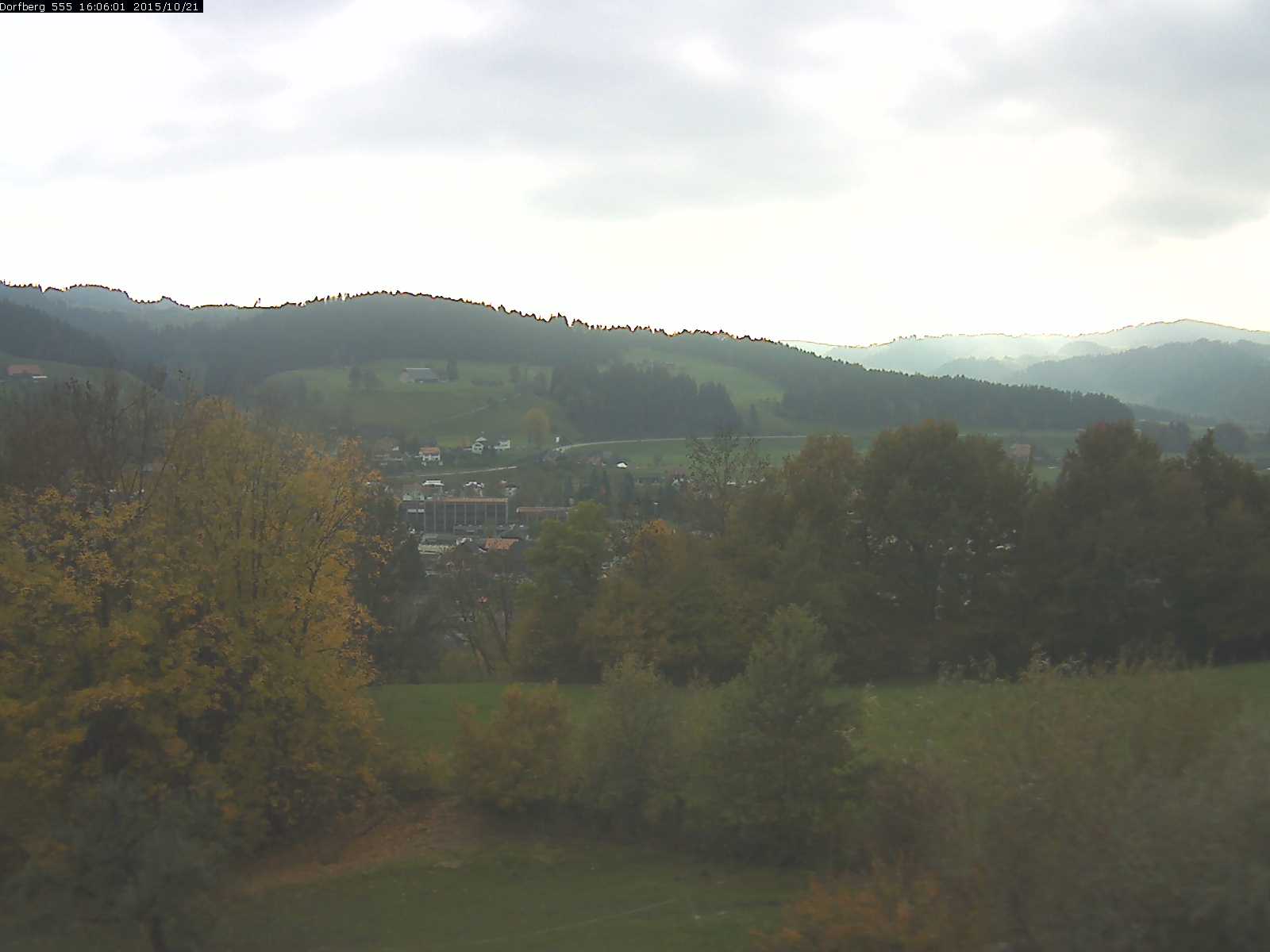 Webcam-Bild: Aussicht vom Dorfberg in Langnau 20151021-160601
