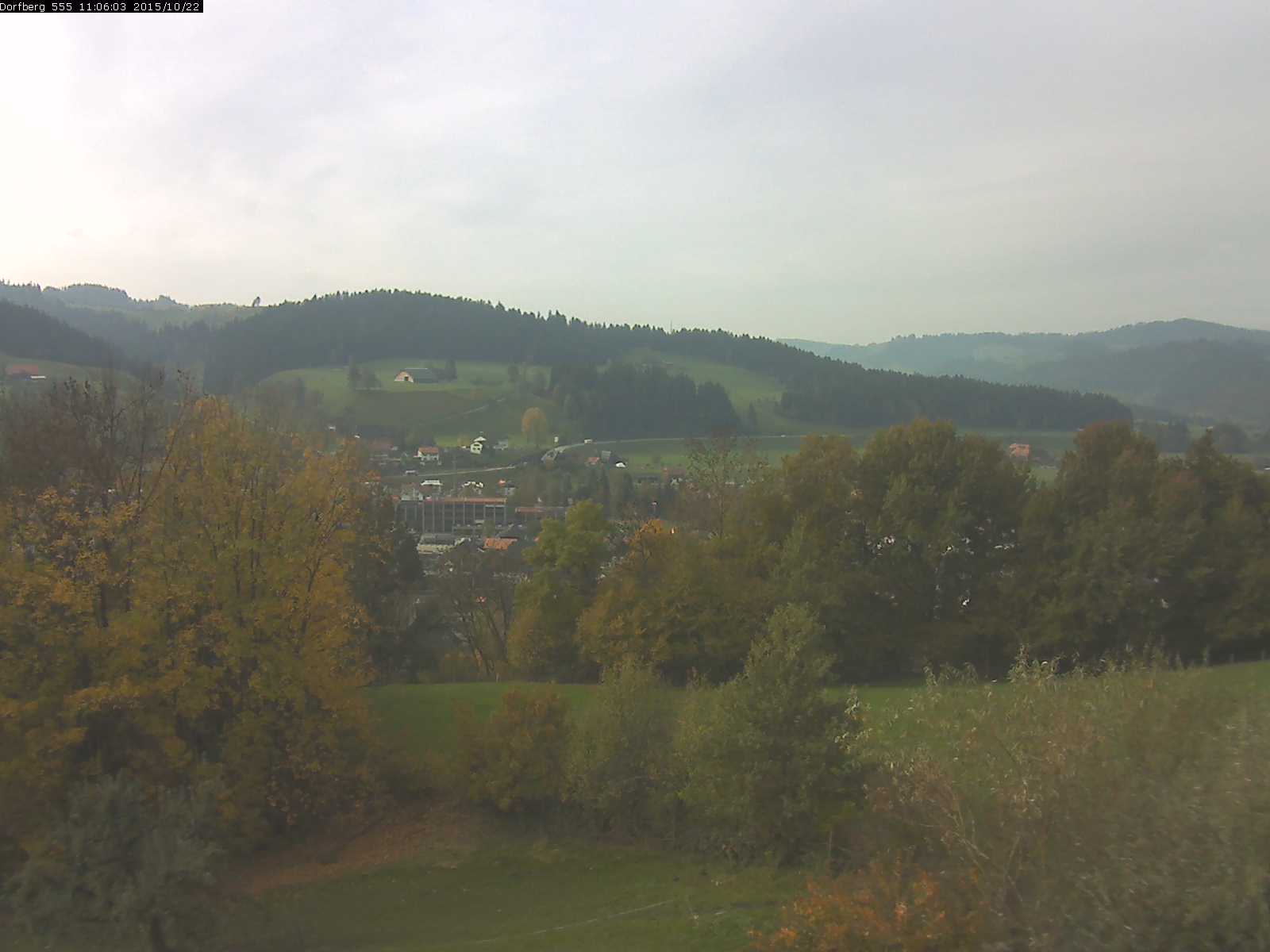 Webcam-Bild: Aussicht vom Dorfberg in Langnau 20151022-110601