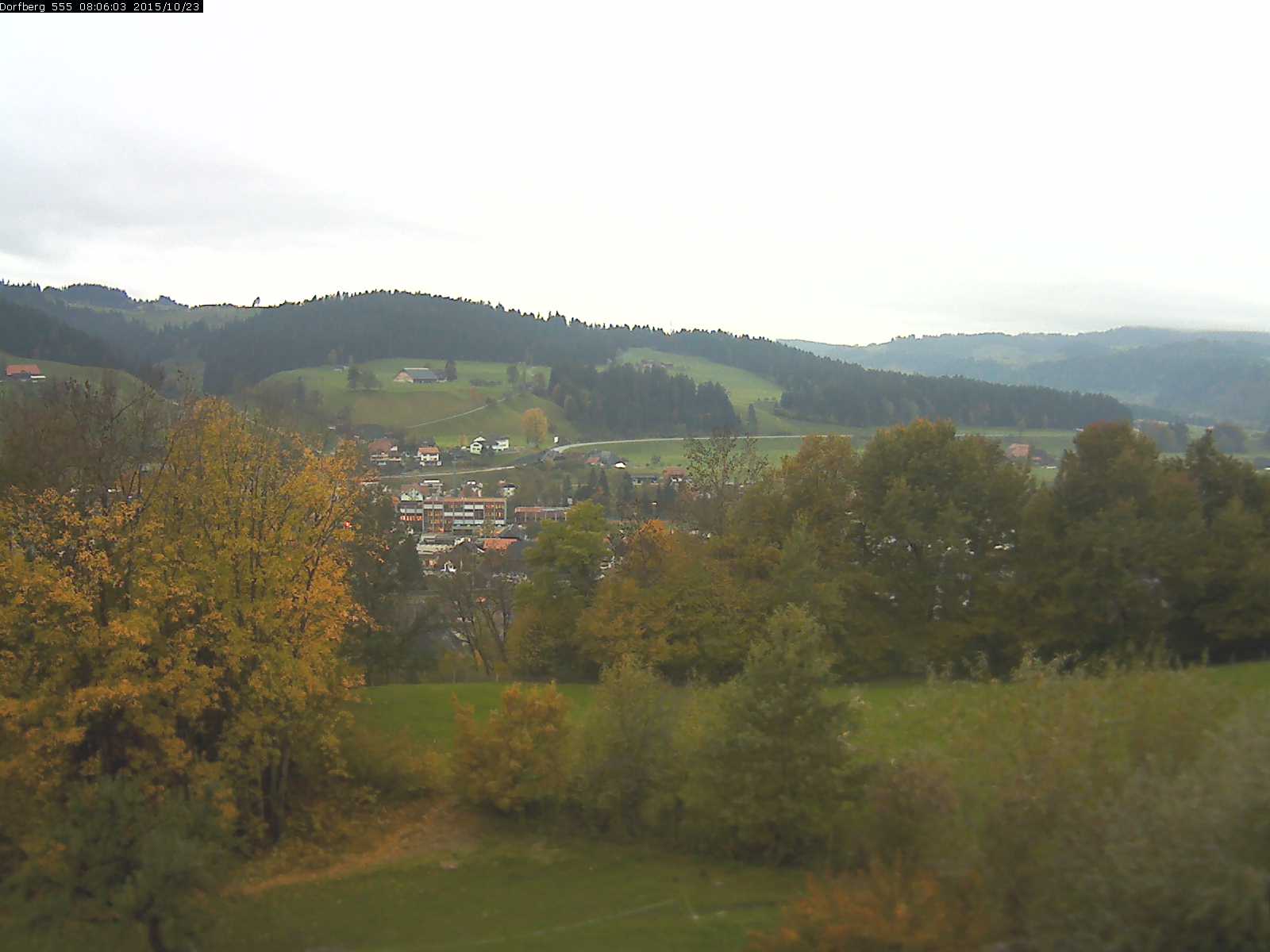 Webcam-Bild: Aussicht vom Dorfberg in Langnau 20151023-080602