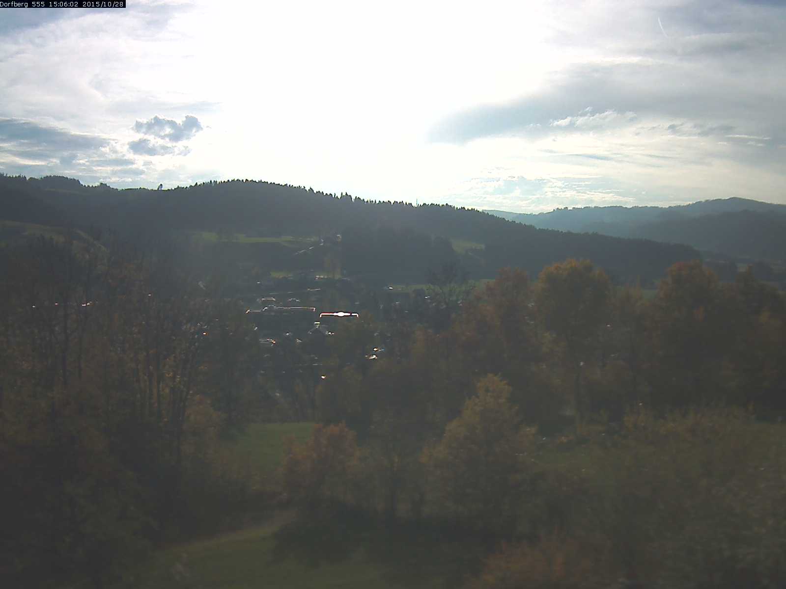 Webcam-Bild: Aussicht vom Dorfberg in Langnau 20151028-150601