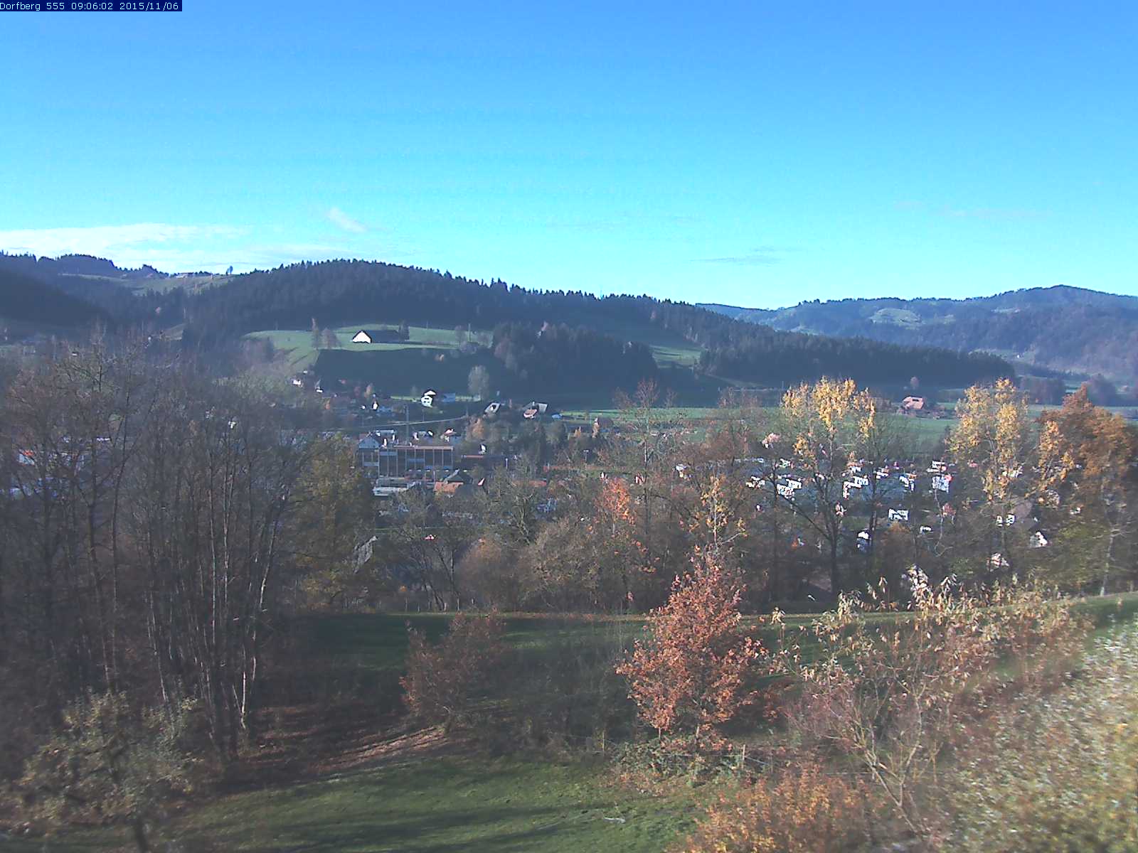 Webcam-Bild: Aussicht vom Dorfberg in Langnau 20151106-090601
