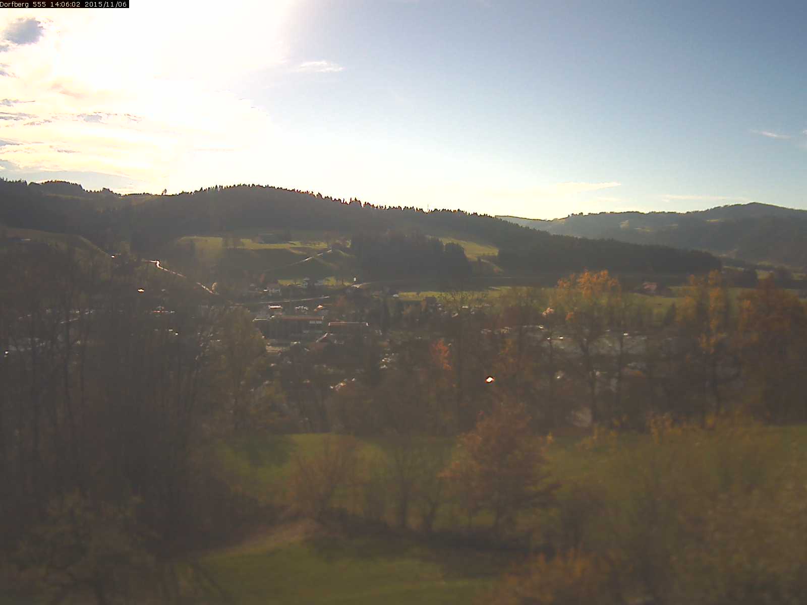 Webcam-Bild: Aussicht vom Dorfberg in Langnau 20151106-140601