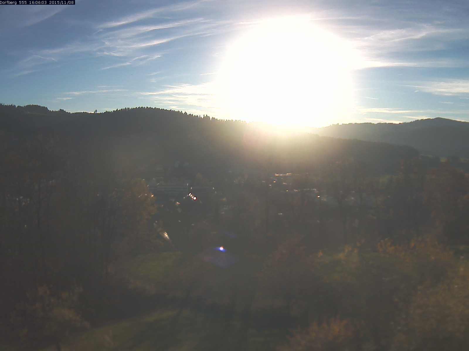 Webcam-Bild: Aussicht vom Dorfberg in Langnau 20151108-160601