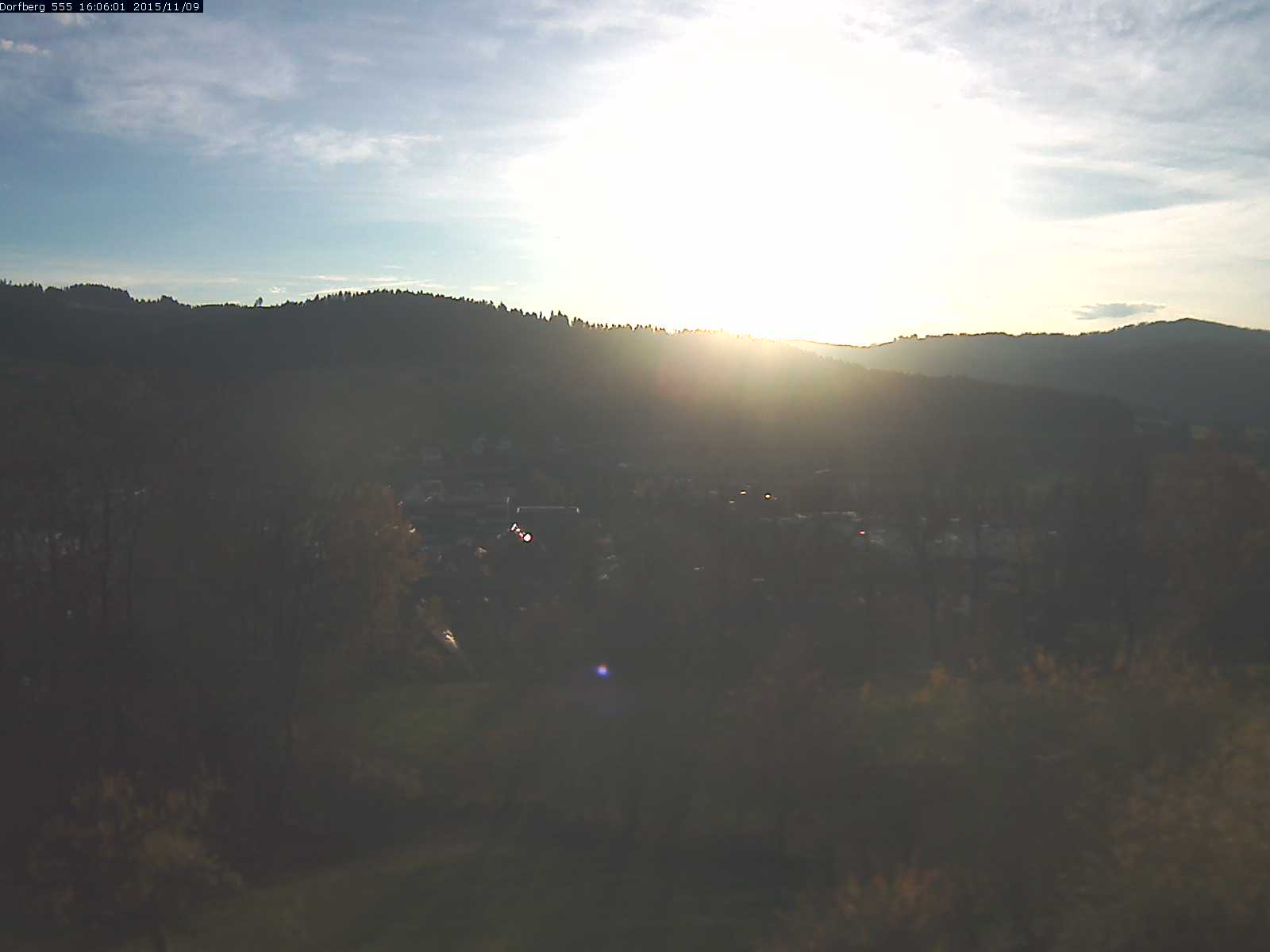 Webcam-Bild: Aussicht vom Dorfberg in Langnau 20151109-160601
