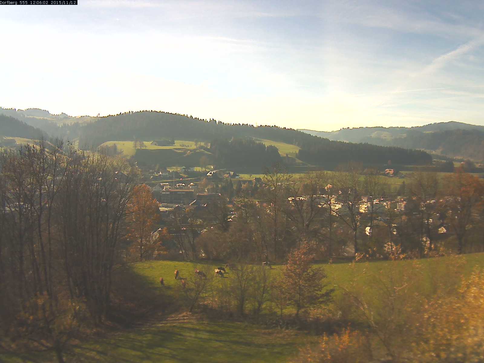 Webcam-Bild: Aussicht vom Dorfberg in Langnau 20151112-120601