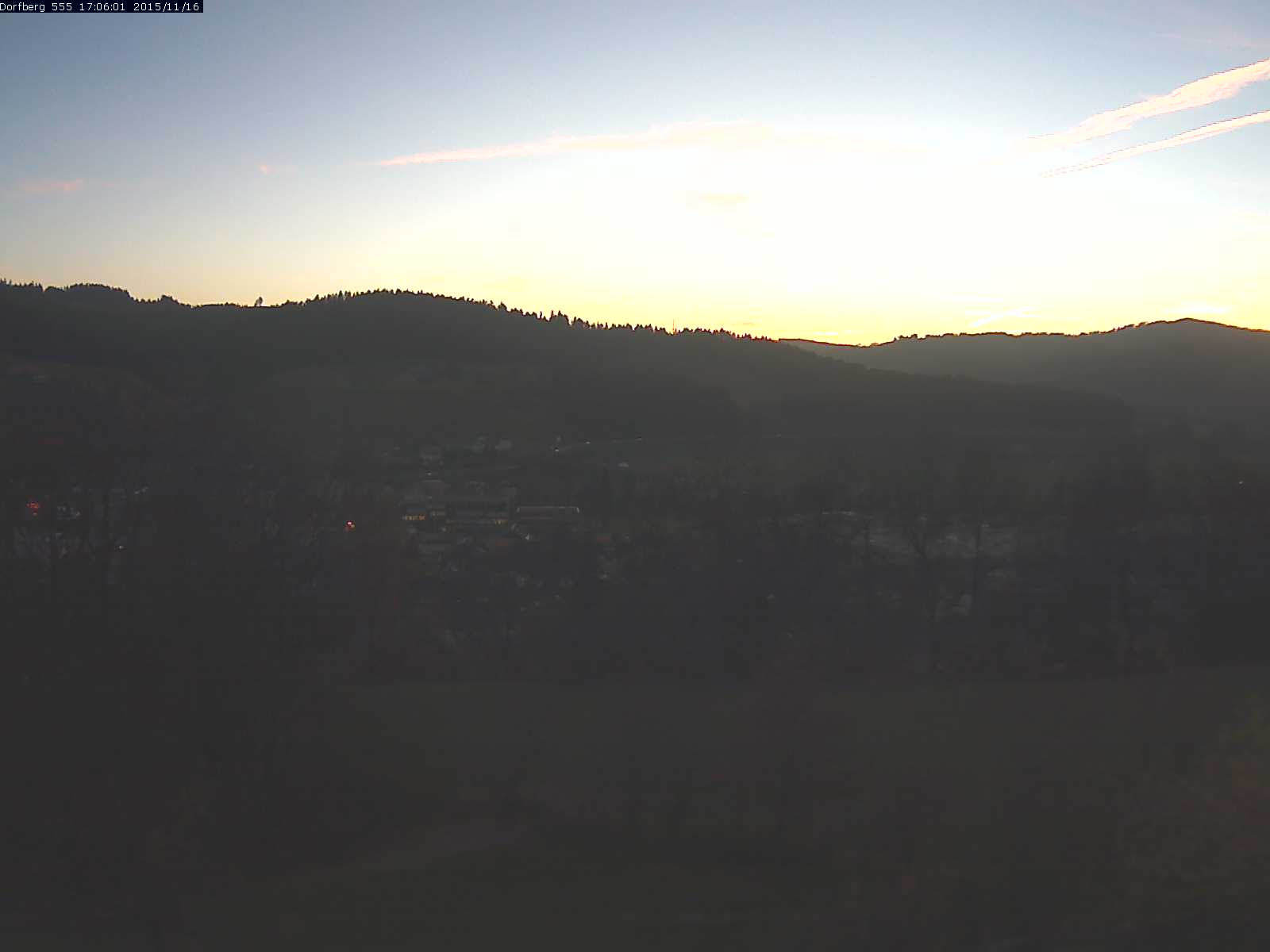 Webcam-Bild: Aussicht vom Dorfberg in Langnau 20151116-170601