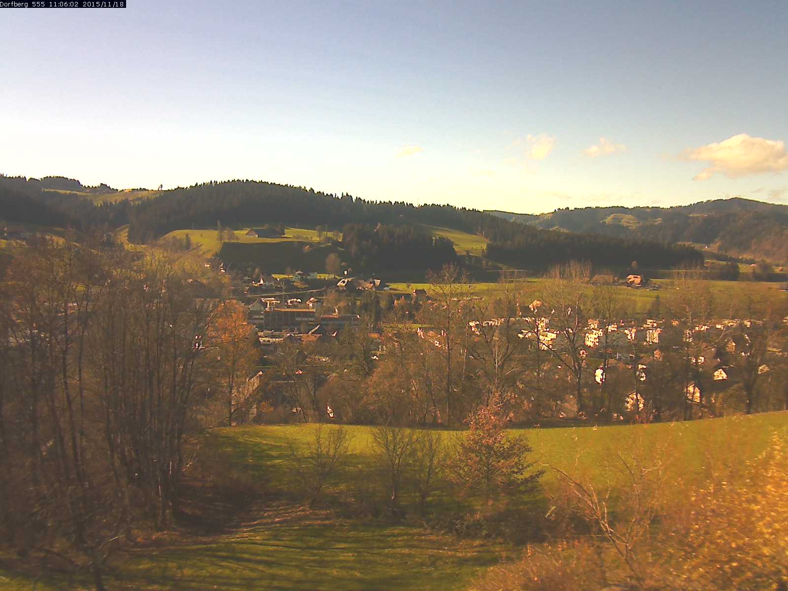Webcam-Bild: Aussicht vom Dorfberg in Langnau 20151118-110601