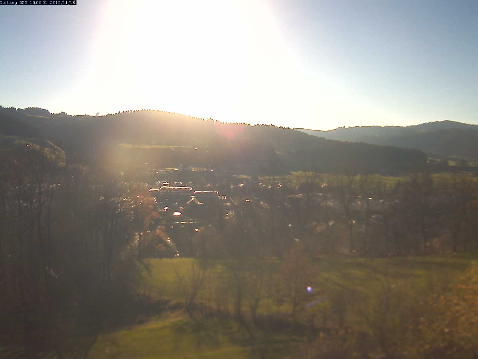 Webcam-Bild: Aussicht vom Dorfberg in Langnau 20151118-150601