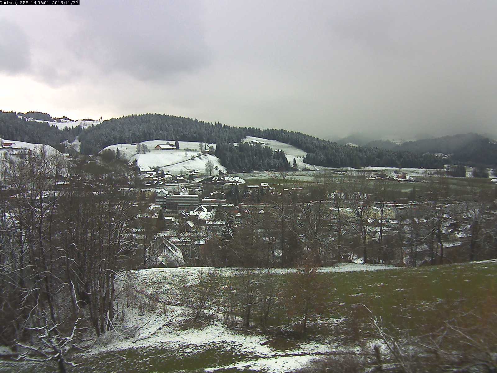 Webcam-Bild: Aussicht vom Dorfberg in Langnau 20151122-140601