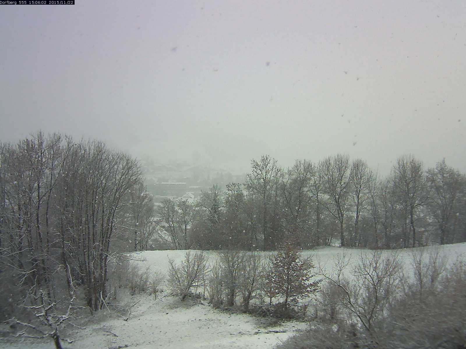 Webcam-Bild: Aussicht vom Dorfberg in Langnau 20151122-150601