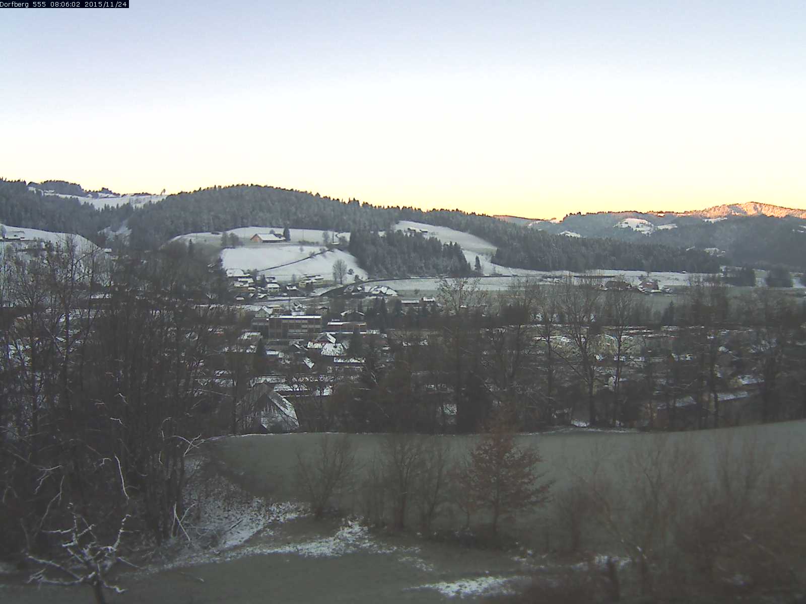 Webcam-Bild: Aussicht vom Dorfberg in Langnau 20151124-080601