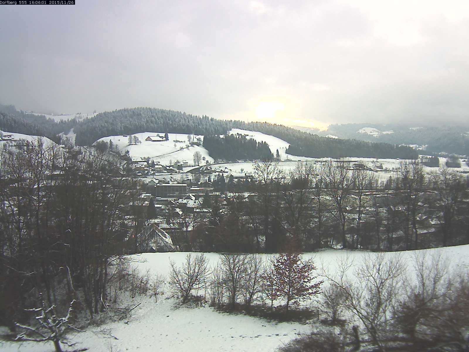 Webcam-Bild: Aussicht vom Dorfberg in Langnau 20151126-160601