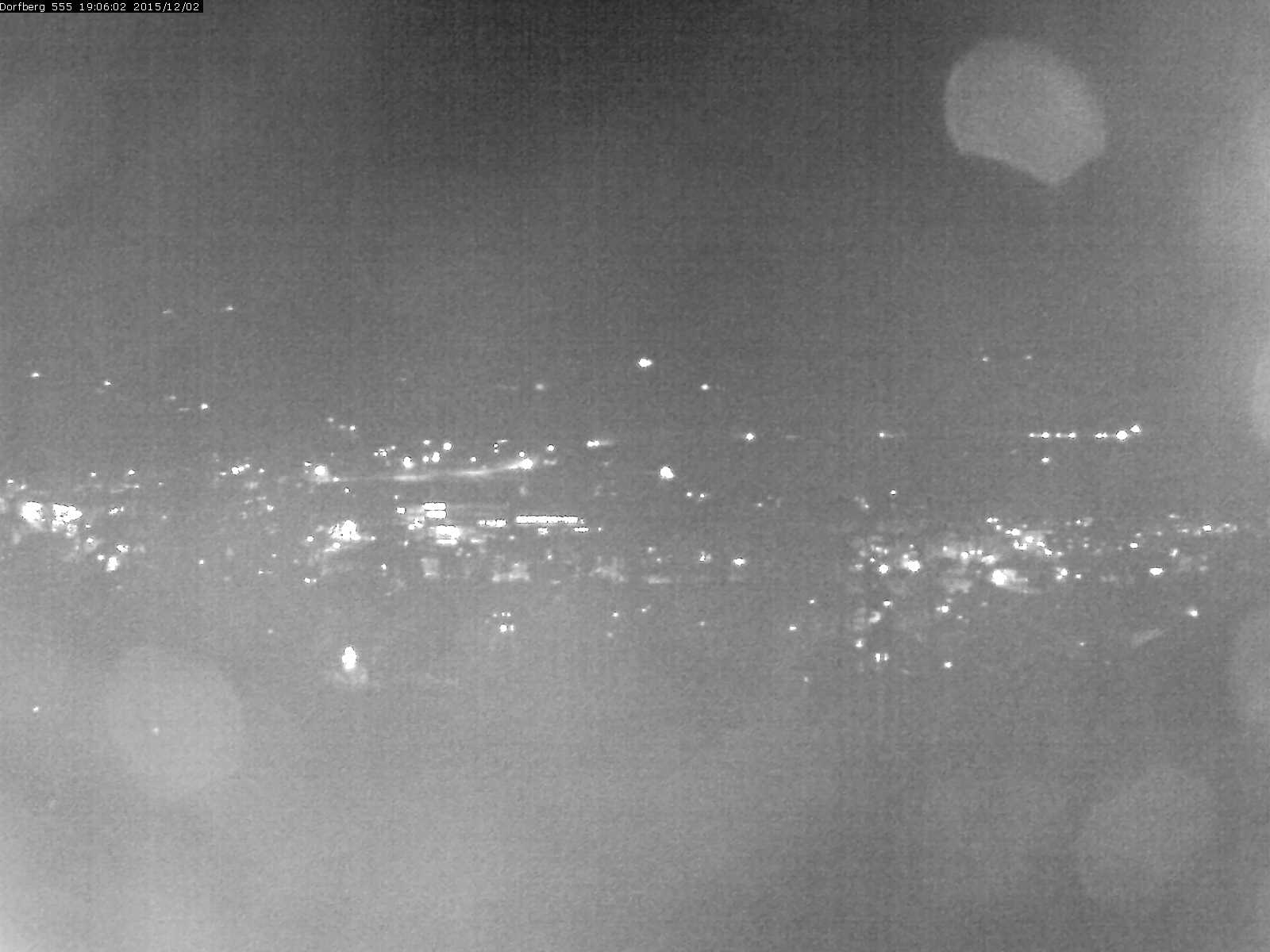 Webcam-Bild: Aussicht vom Dorfberg in Langnau 20151202-190601