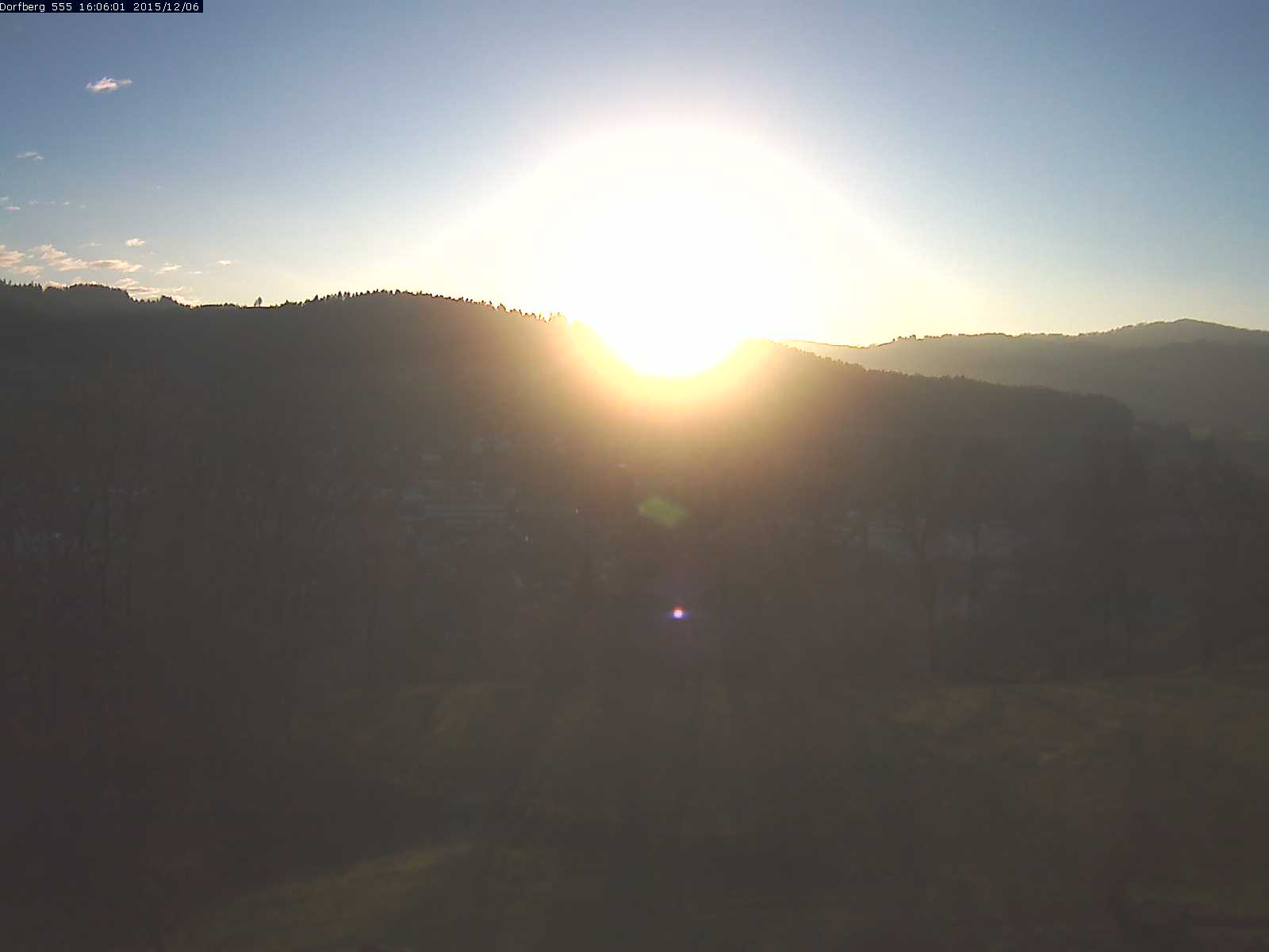 Webcam-Bild: Aussicht vom Dorfberg in Langnau 20151206-160601