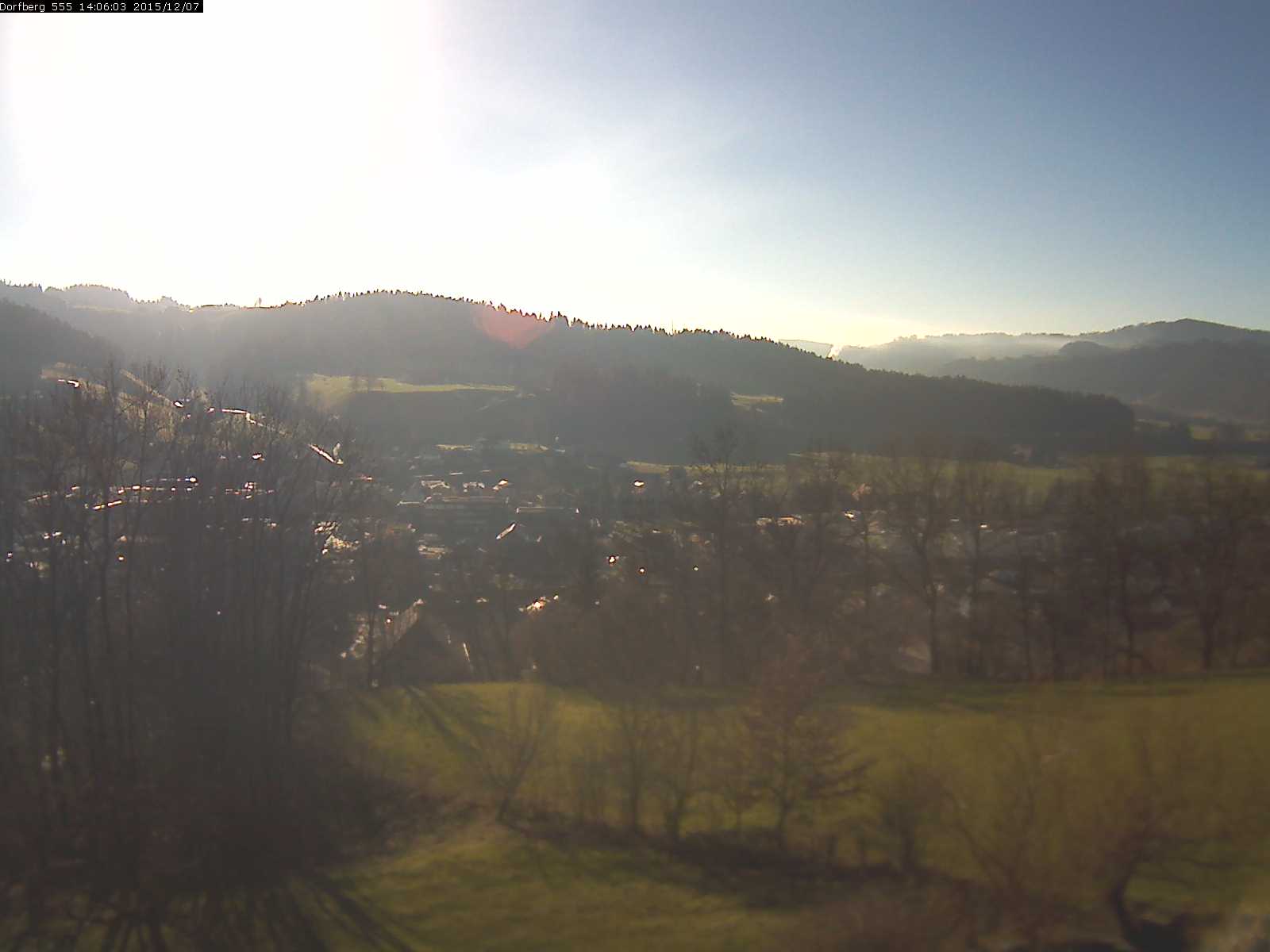 Webcam-Bild: Aussicht vom Dorfberg in Langnau 20151207-140601
