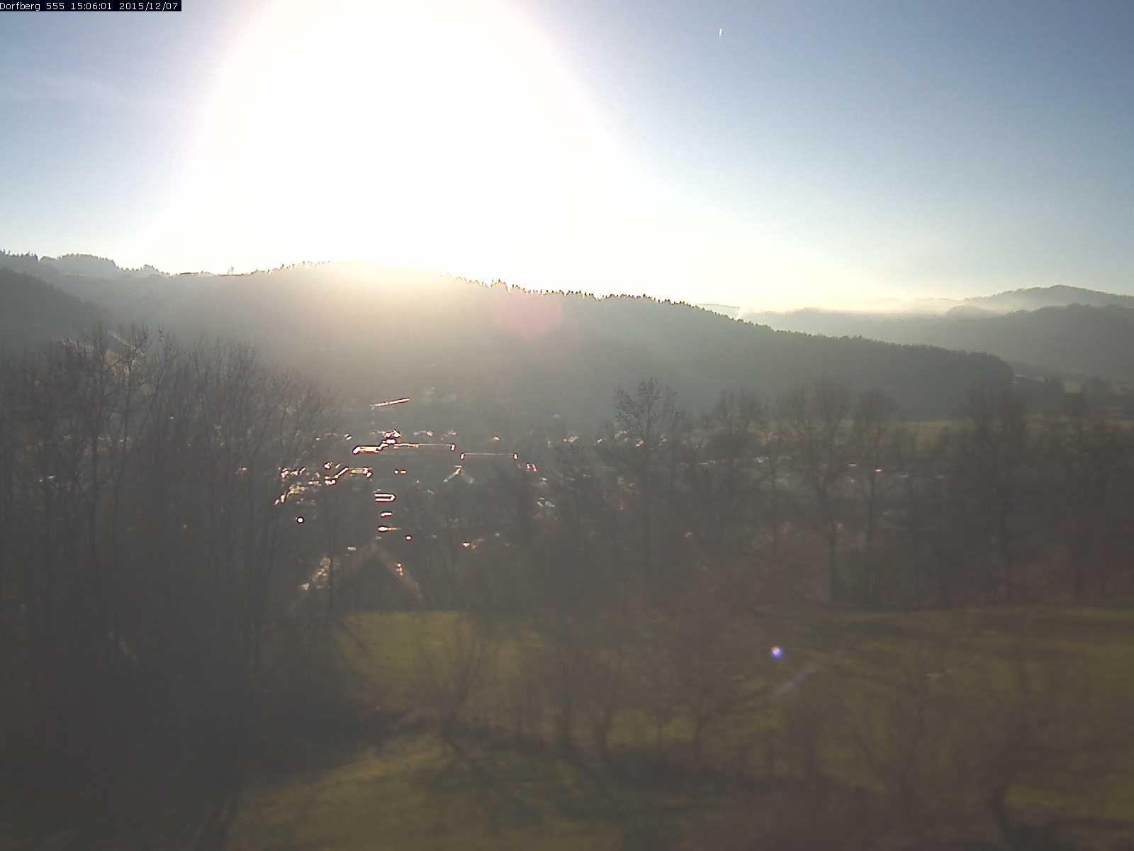 Webcam-Bild: Aussicht vom Dorfberg in Langnau 20151207-150601