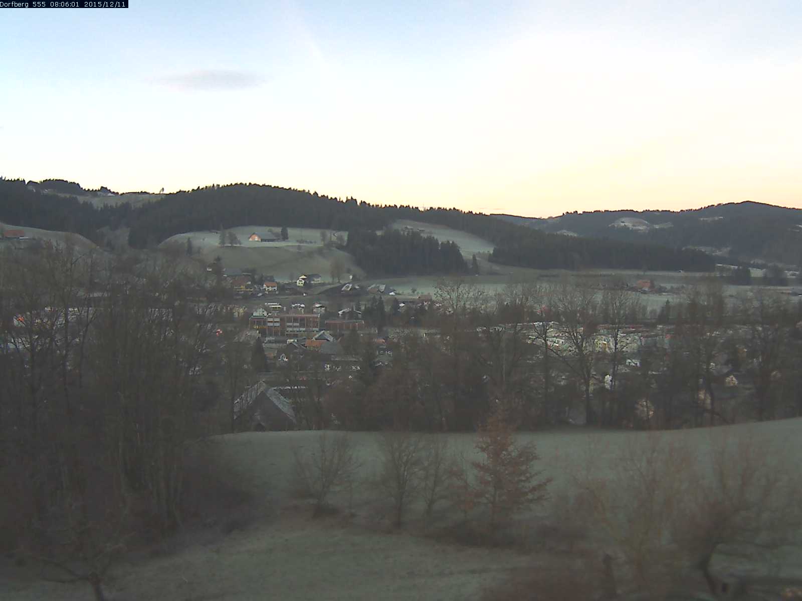 Webcam-Bild: Aussicht vom Dorfberg in Langnau 20151211-080601