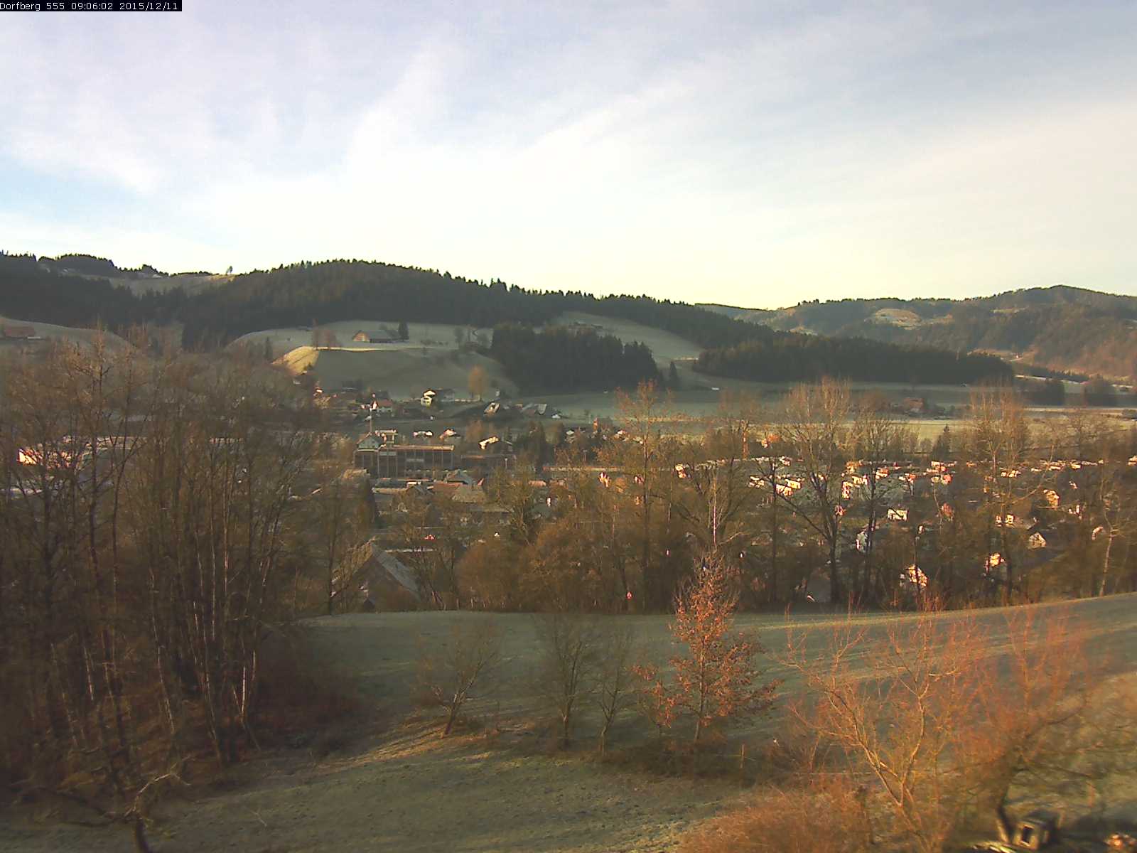 Webcam-Bild: Aussicht vom Dorfberg in Langnau 20151211-090601