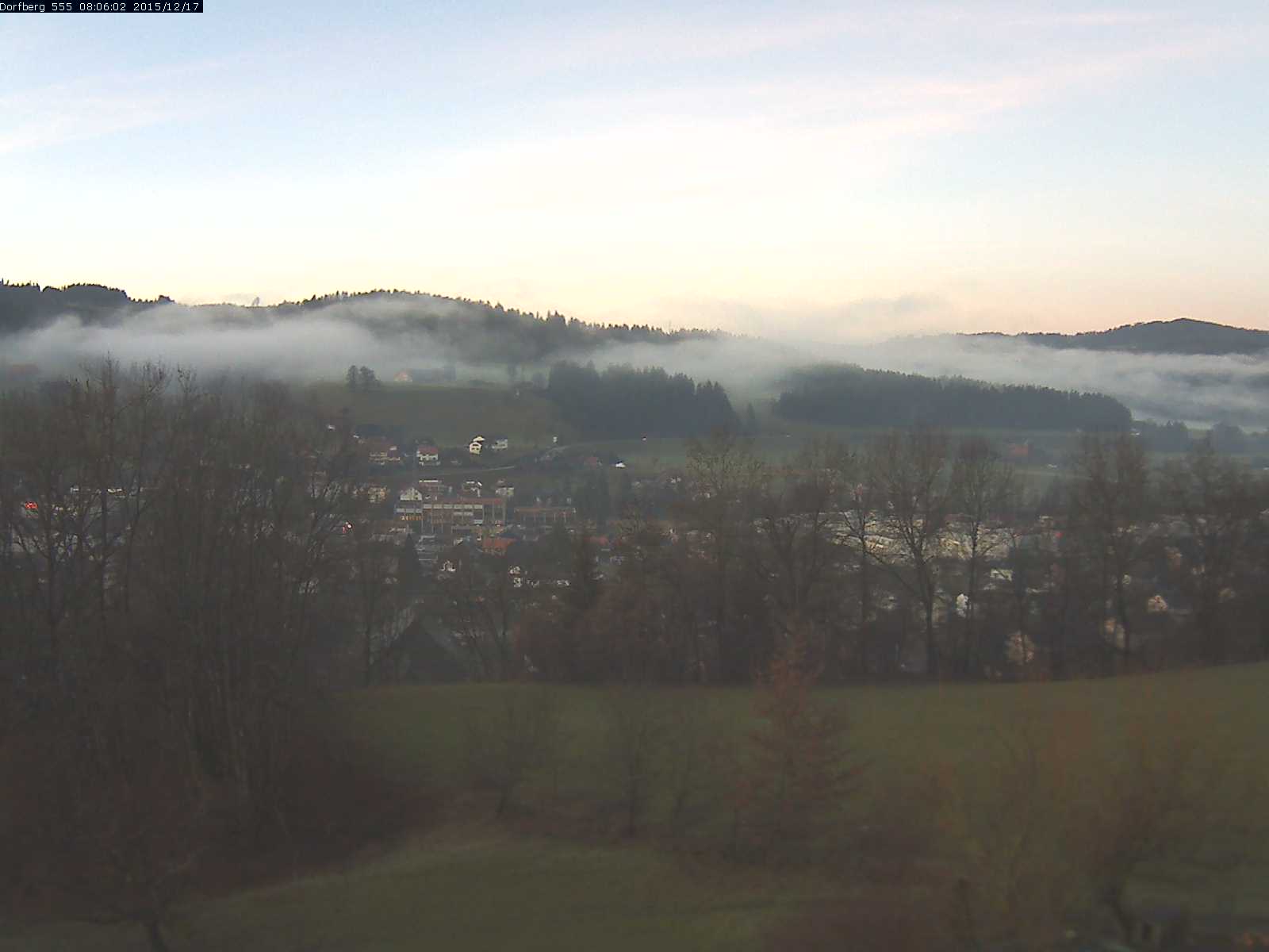 Webcam-Bild: Aussicht vom Dorfberg in Langnau 20151217-080601