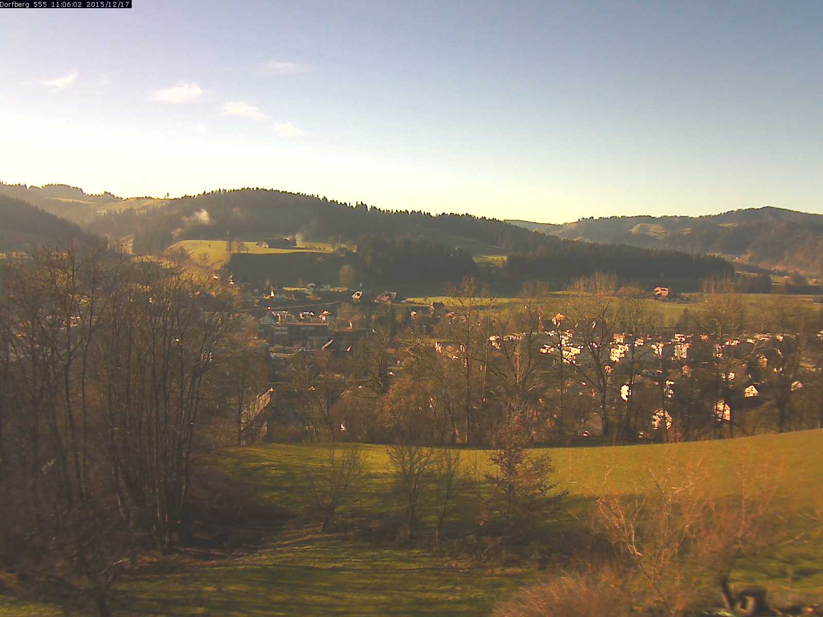 Webcam-Bild: Aussicht vom Dorfberg in Langnau 20151217-110601