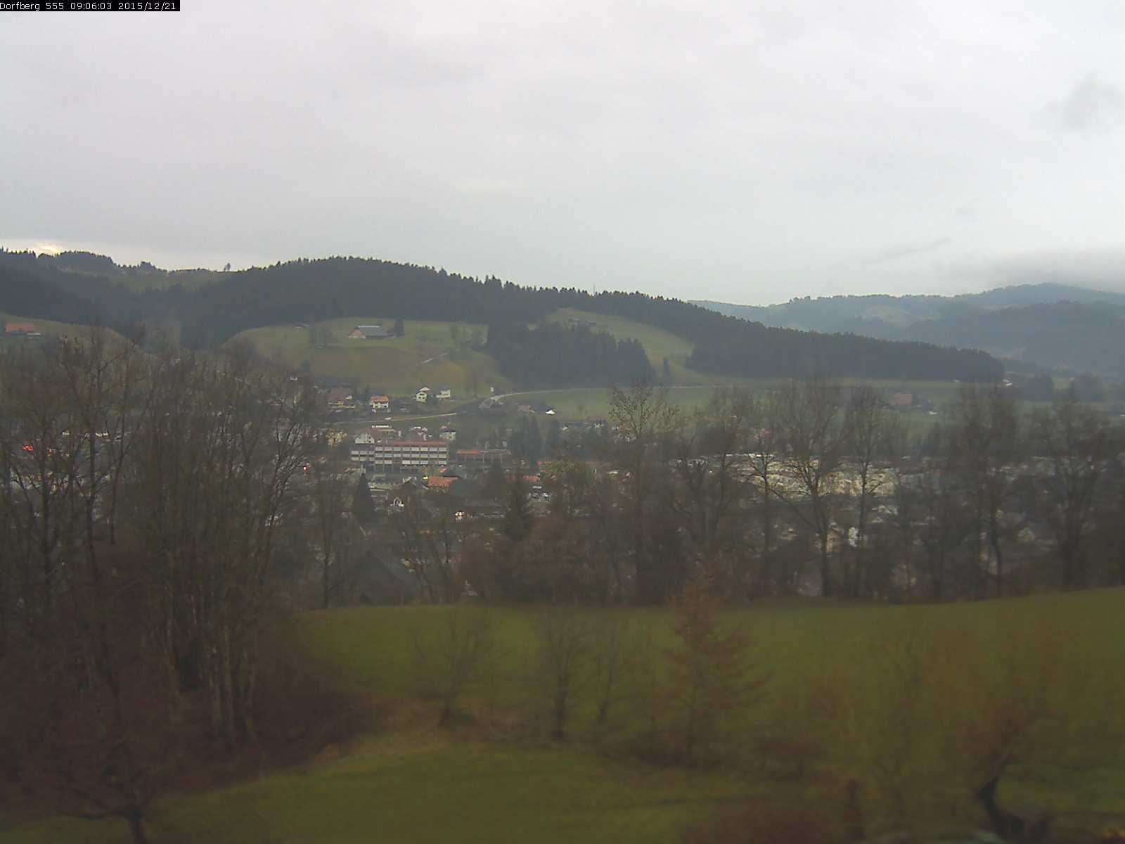 Webcam-Bild: Aussicht vom Dorfberg in Langnau 20151221-090602