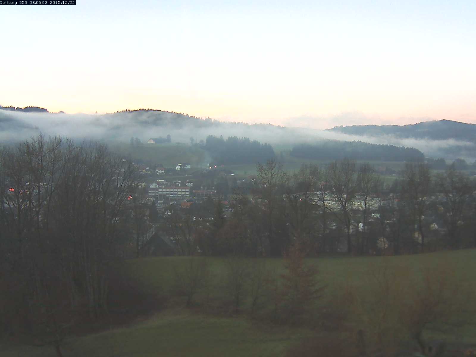 Webcam-Bild: Aussicht vom Dorfberg in Langnau 20151222-080601