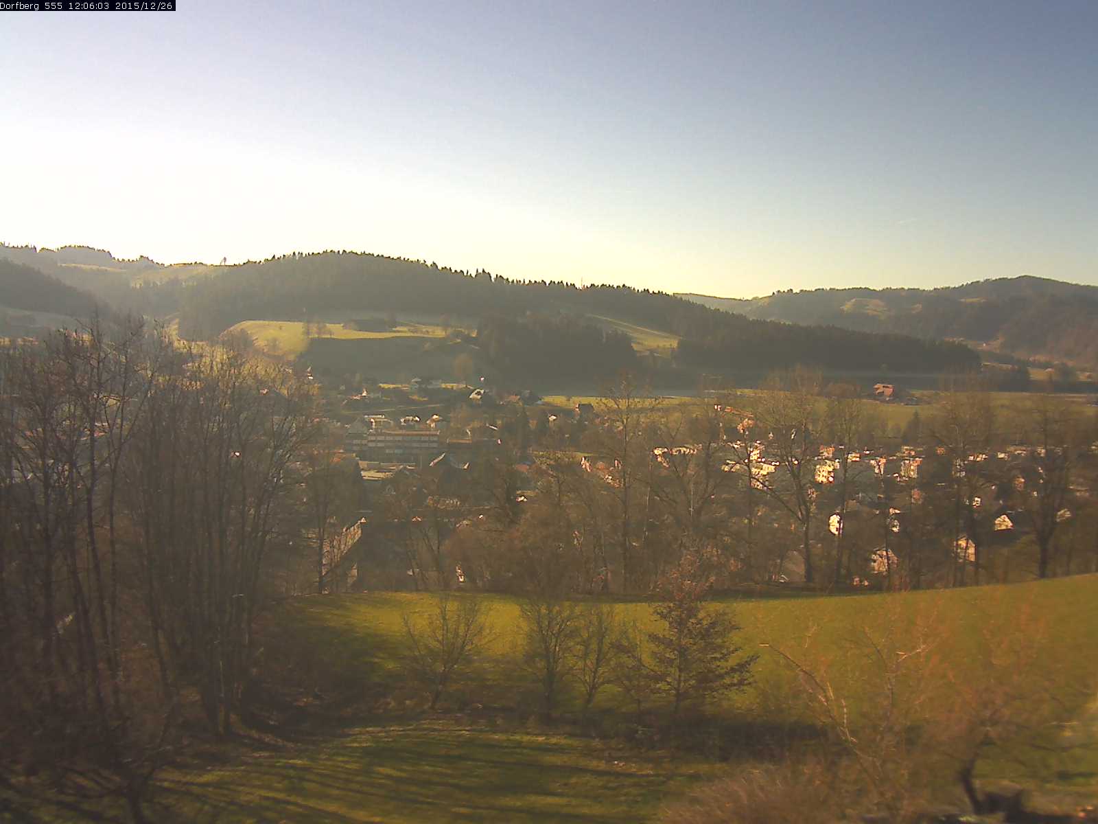 Webcam-Bild: Aussicht vom Dorfberg in Langnau 20151226-120601