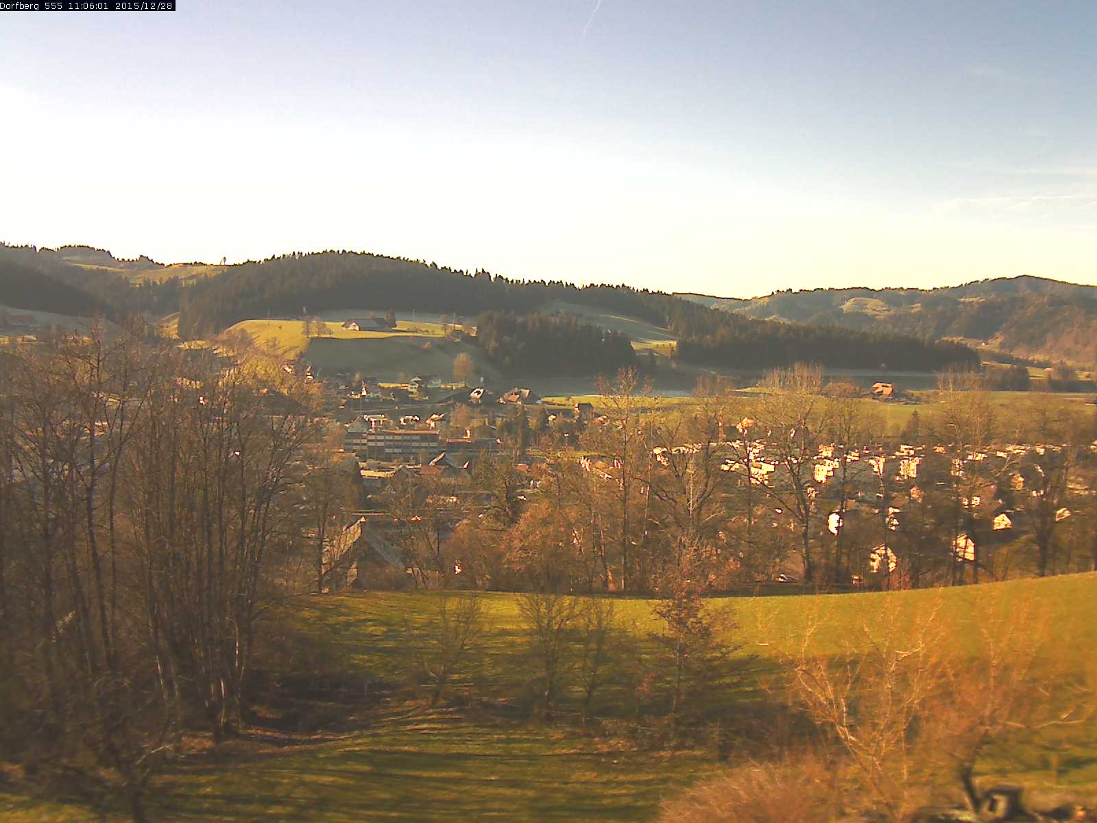 Webcam-Bild: Aussicht vom Dorfberg in Langnau 20151228-110601
