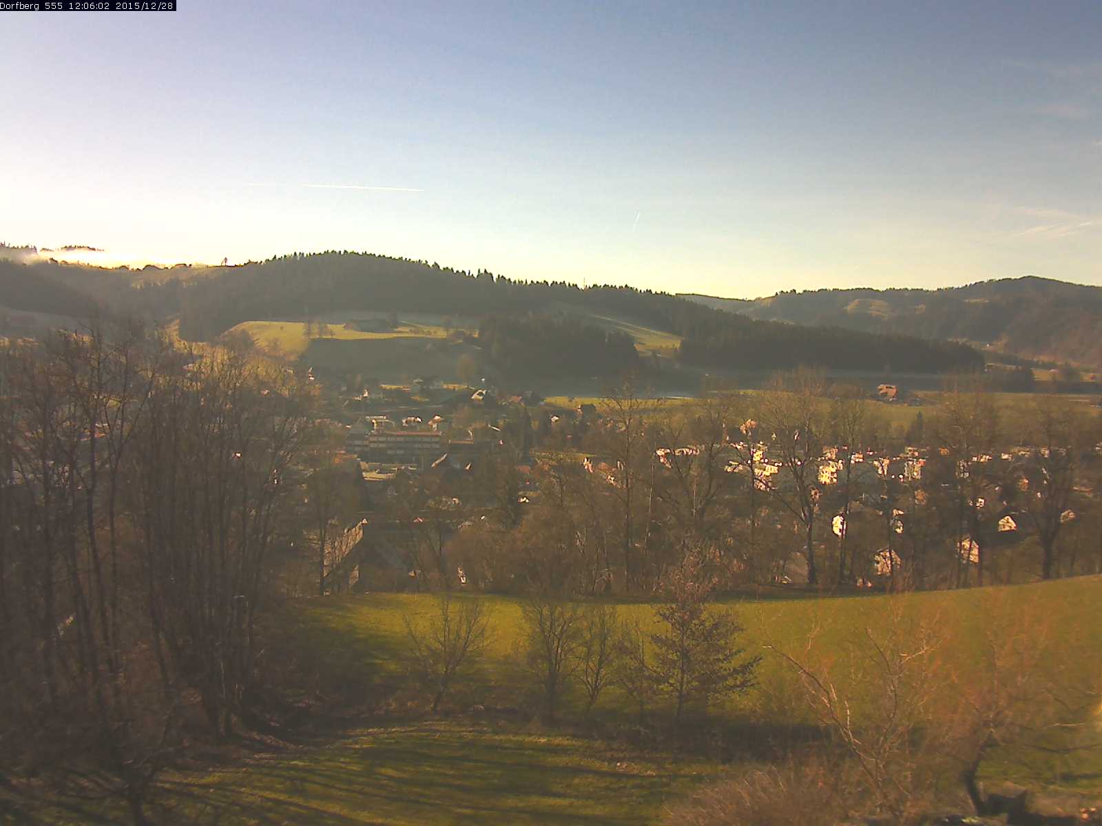 Webcam-Bild: Aussicht vom Dorfberg in Langnau 20151228-120601