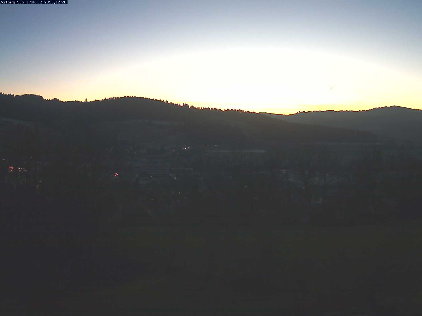 Webcam-Bild: Aussicht vom Dorfberg in Langnau 20151228-170601