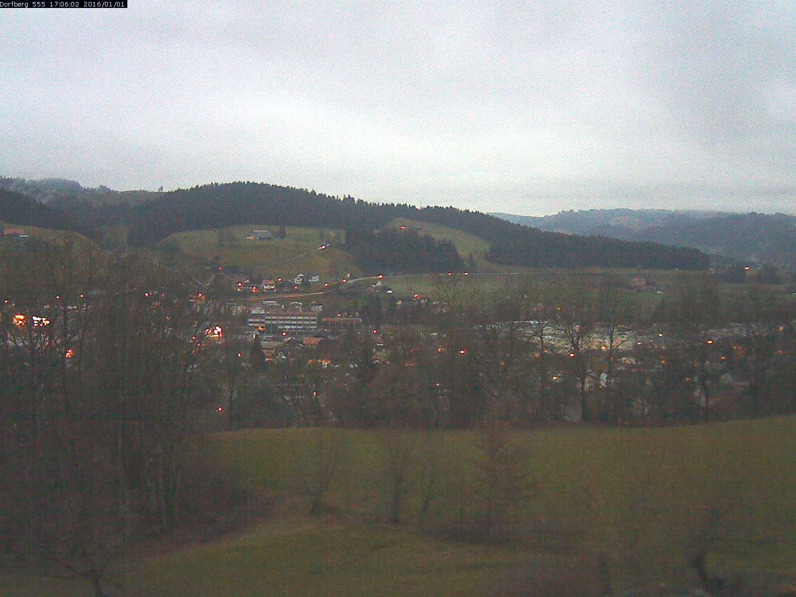 Webcam-Bild: Aussicht vom Dorfberg in Langnau 20160101-170601